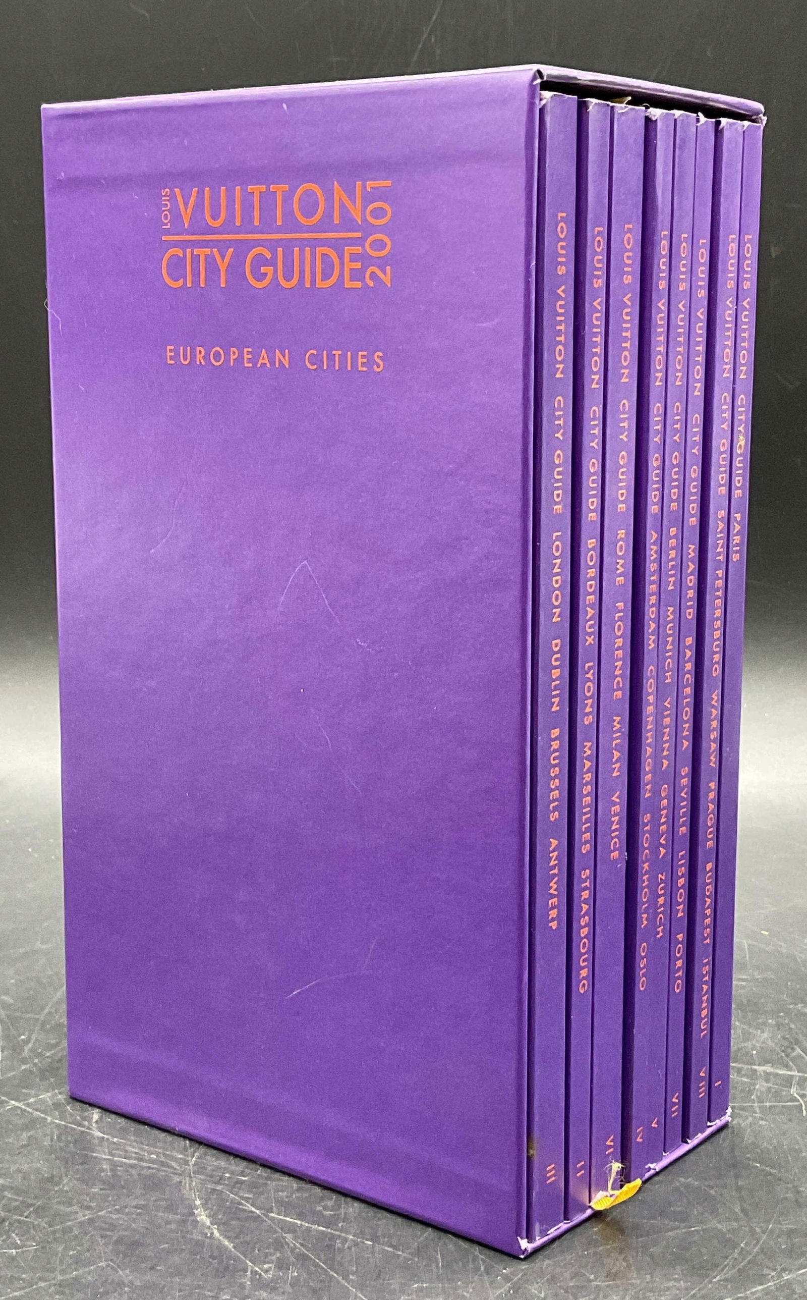 Set Louis Vuitton 2001 City Guide, European Cities (1 of 8)