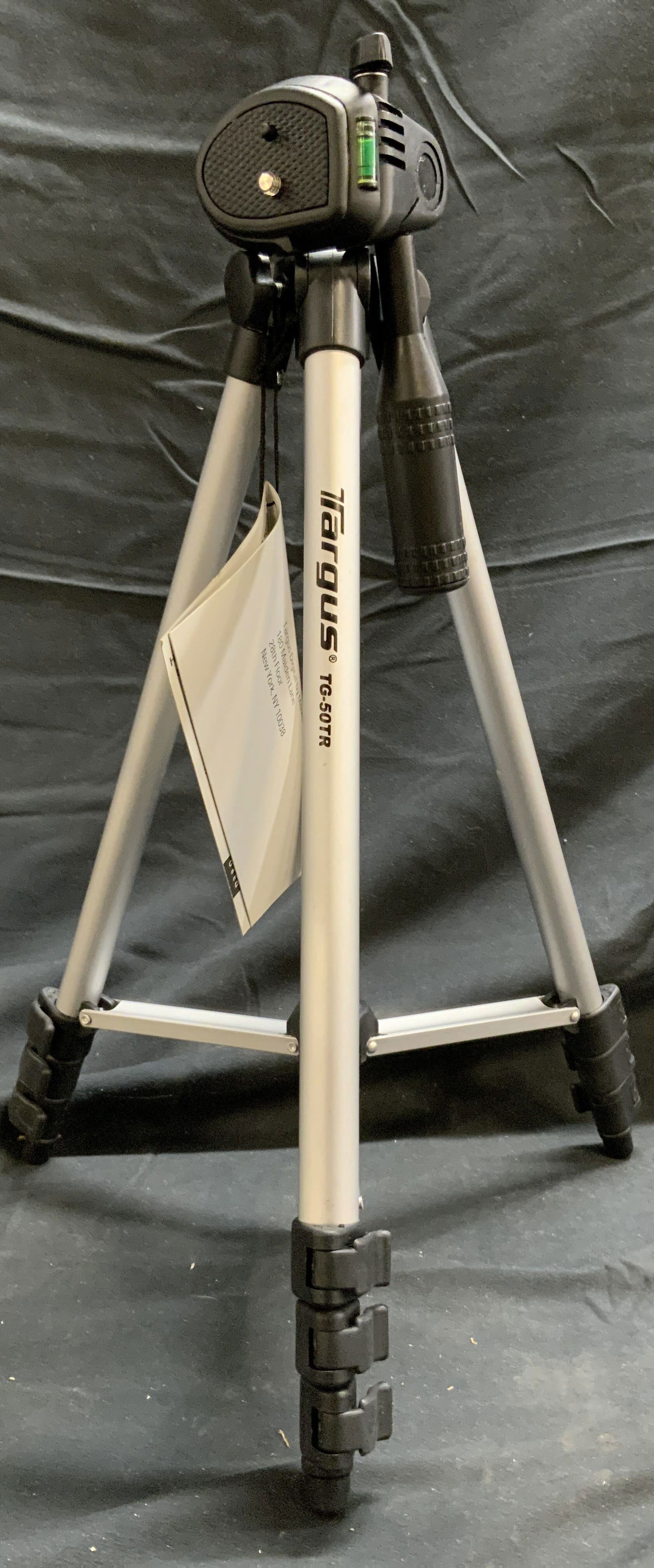 TARGUS 50in Adjustable Camera Tripod W Orig Box (1 of 6)