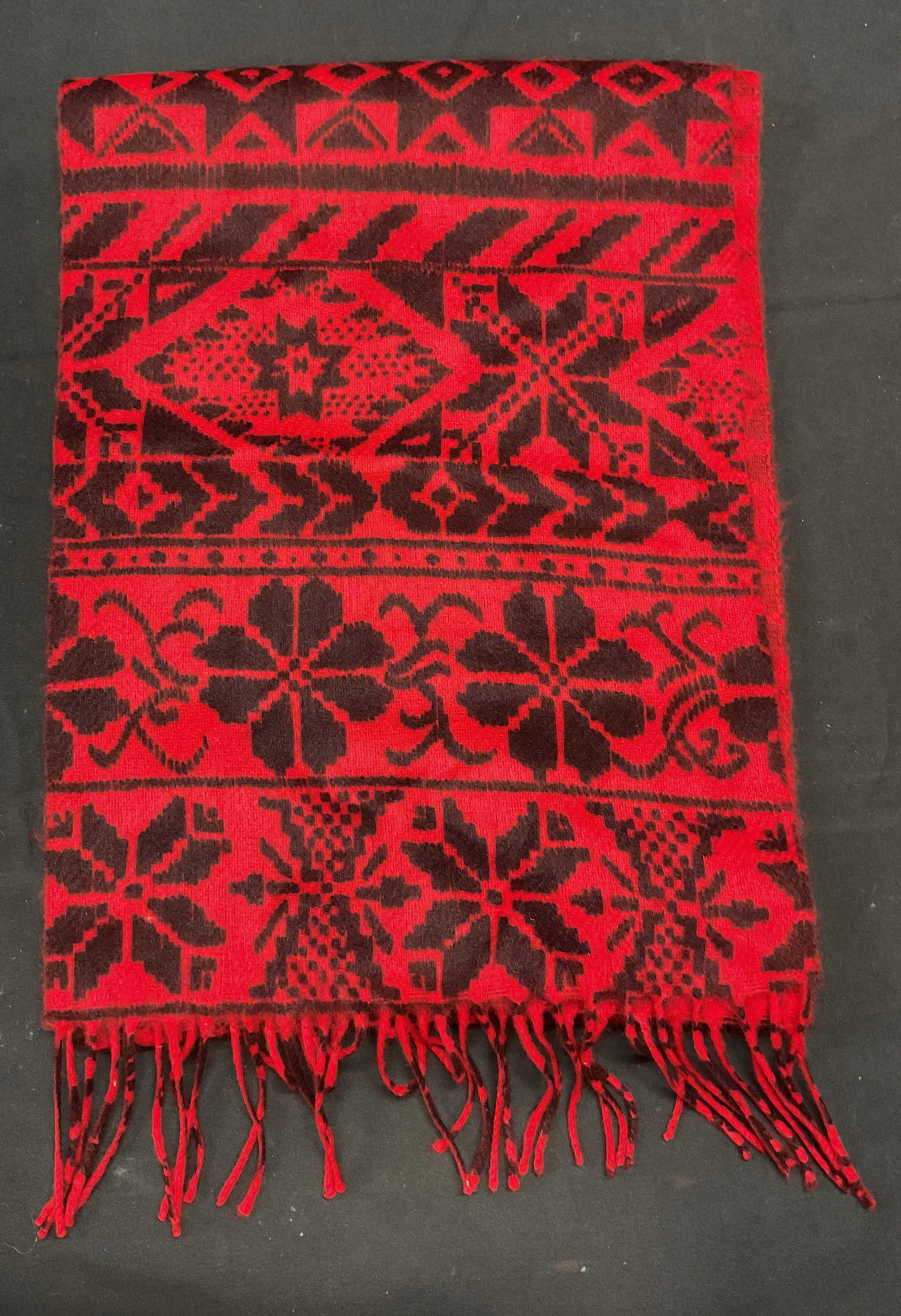 Bloomingdales Red & Black Floral Pattern Scarf (1 of 6)