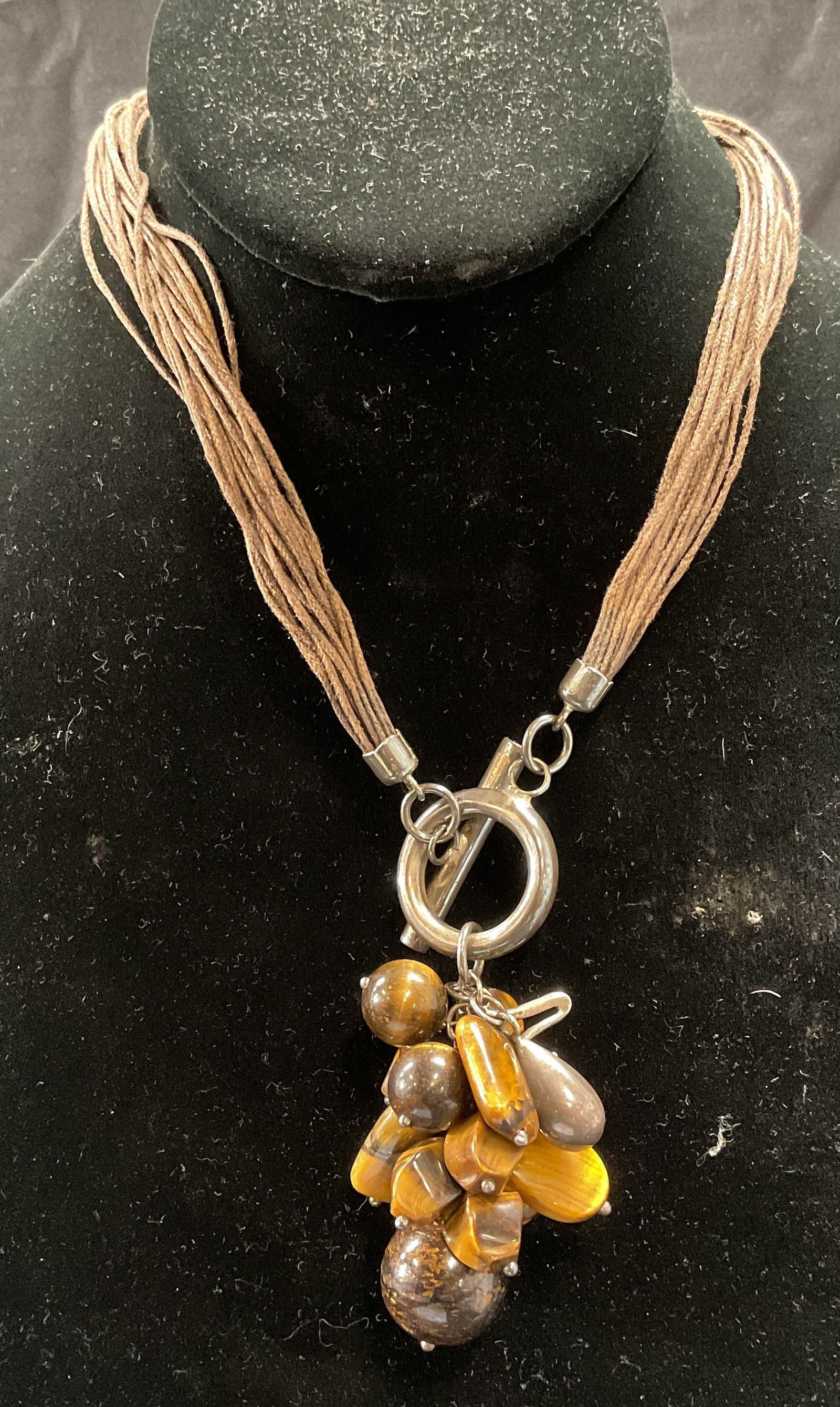 Tigers Eye Pendant Choker Necklace (1 of 6)