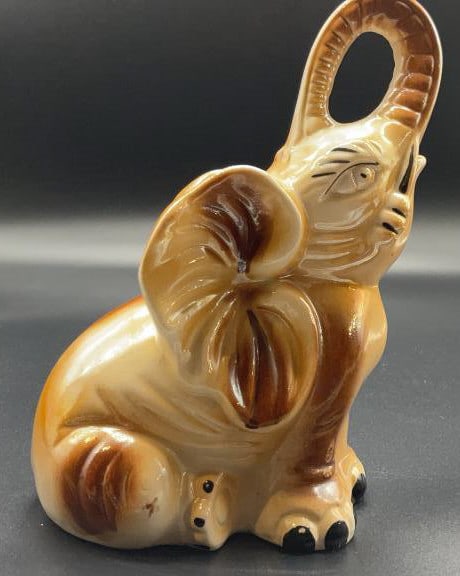 Vintage Porcelain Elephant Ceramic, Brazil (1 of 10)