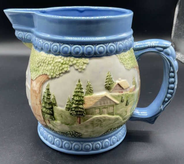 Signed Ceramic porcelain  Pitcher Pub Scene (1 of 15)