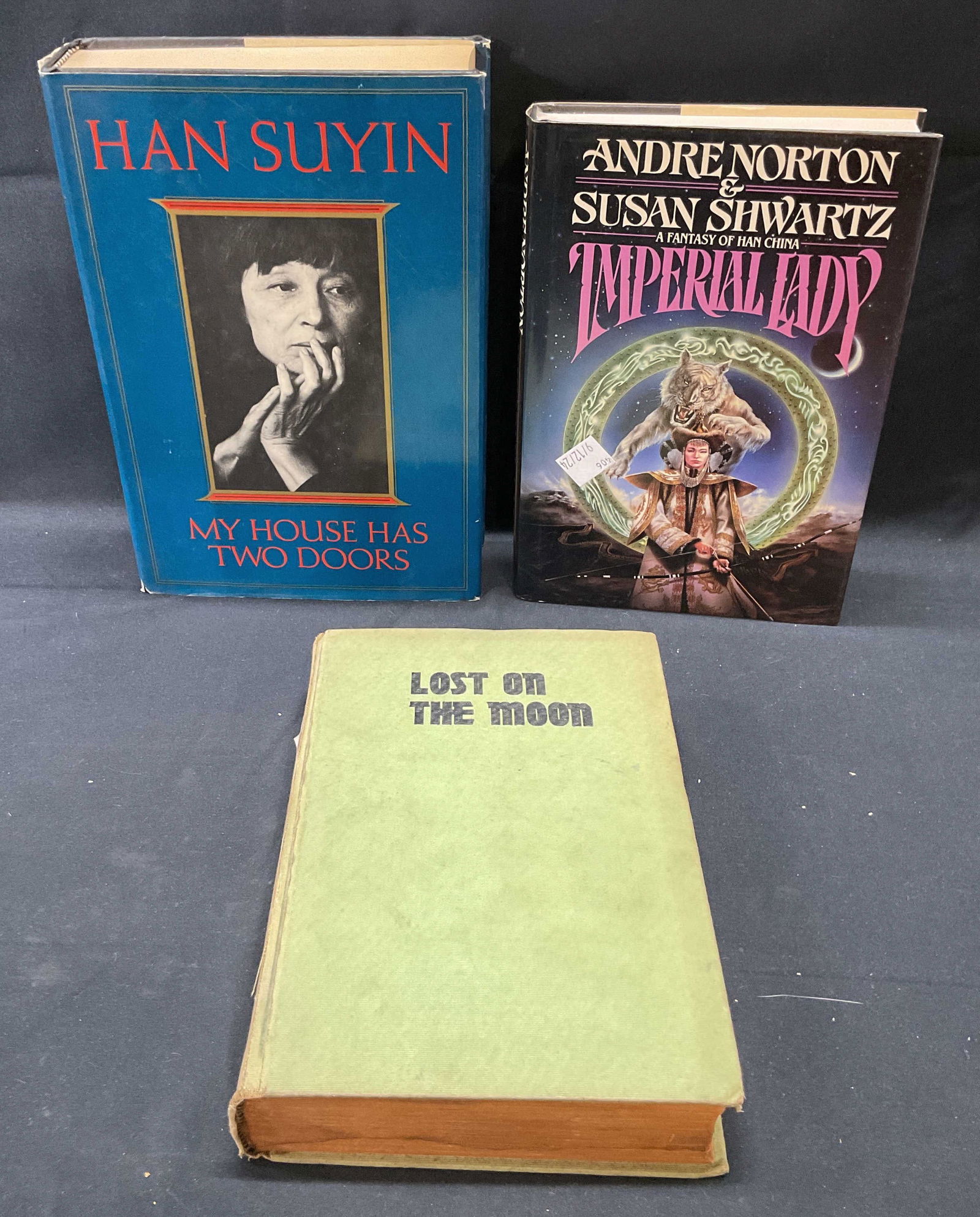 Group Lot Vintage Science Fiction + Books (1 of 7)