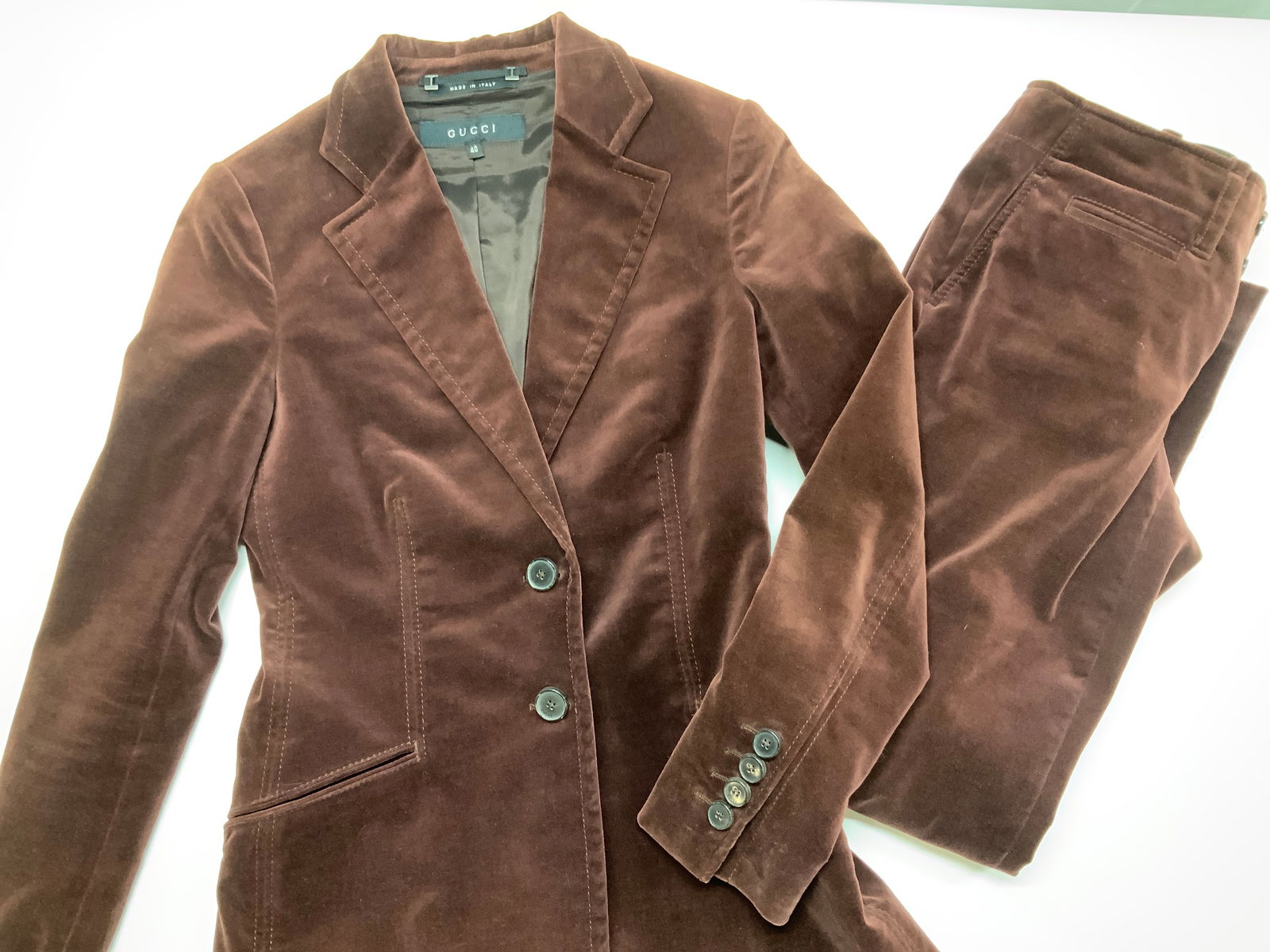 GUCCI Vtg Chocolate Velour Pants Suit, 2 Italy (1 of 14)