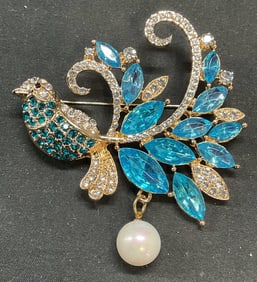 Vintage Gold Tone Crystal Bird Brooch