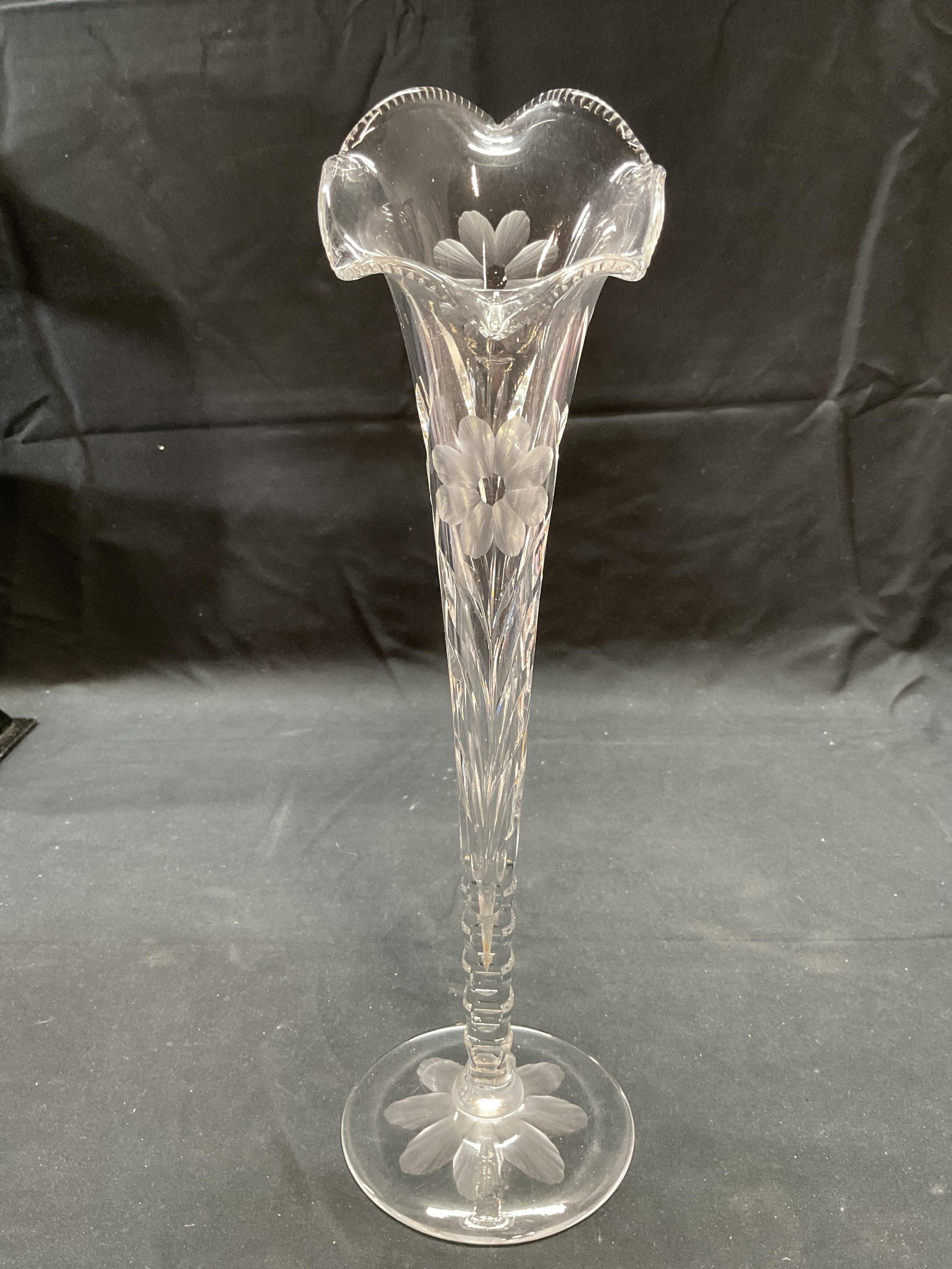 Hand Cut Art Glass Jack in the Pulpit Vase: Hand cut art glass jack in the pulpit vase with floral design. Measures approx. 3.75 x 12.25 inches. Some surface wear including scratching observed. Art glass vase, jack in the pulpit vase, floral va