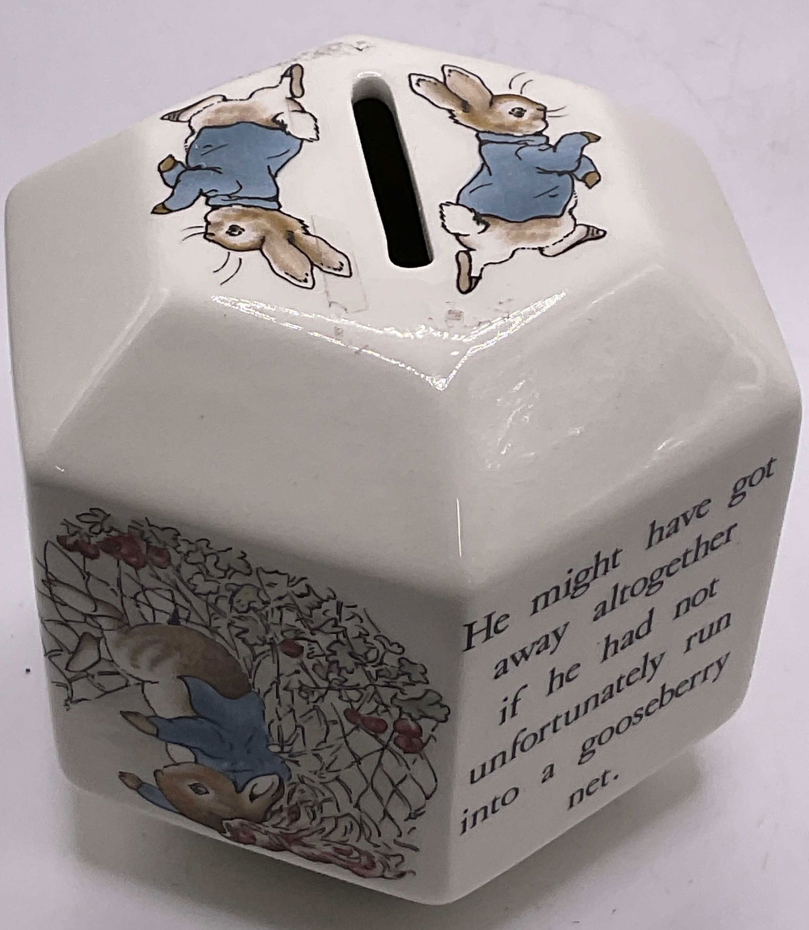 WEDGWOOD BEATRIX POTTER Peter Rabbit Coin Bank (1 of 7)