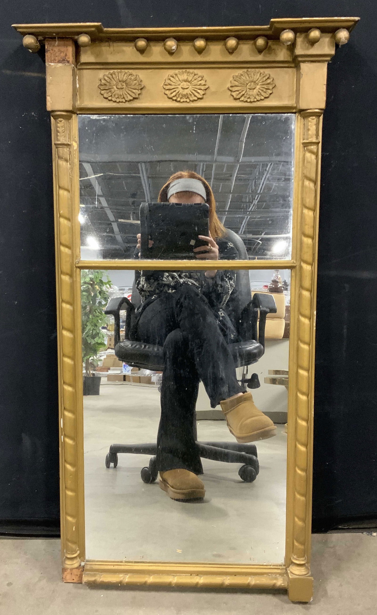 Framed Decorative Gilt Wooden Wall Mirror (1 of 8)