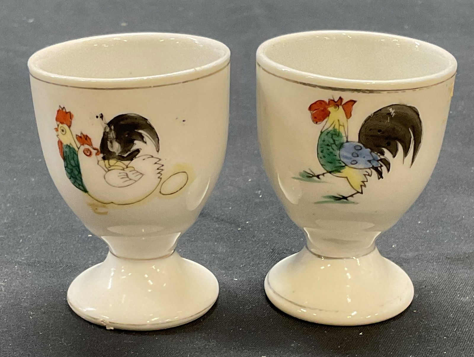 Pair Vtg Porcelain Hen & Rooster Egg Cups (1 of 6)