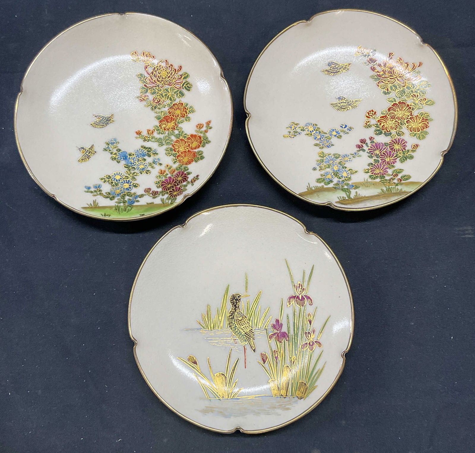 Lot 3 Vtg Gilt Porcelain Asian Floral Bird Plates (1 of 8)