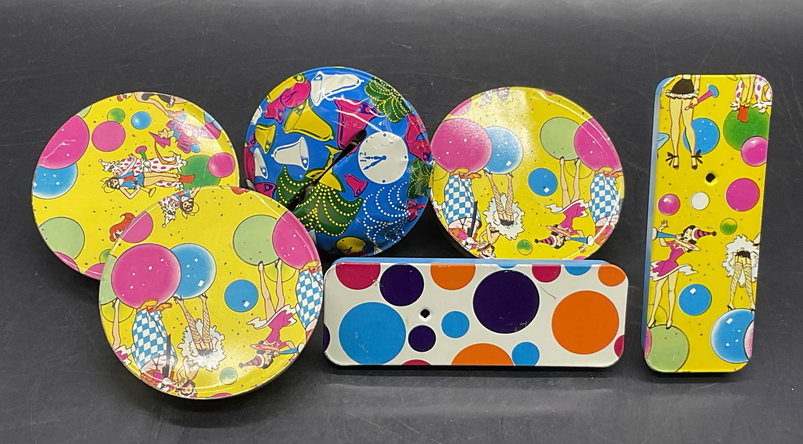 Lot 6 Vintage Multicolored Tin Metal Noisemakers (1 of 7)