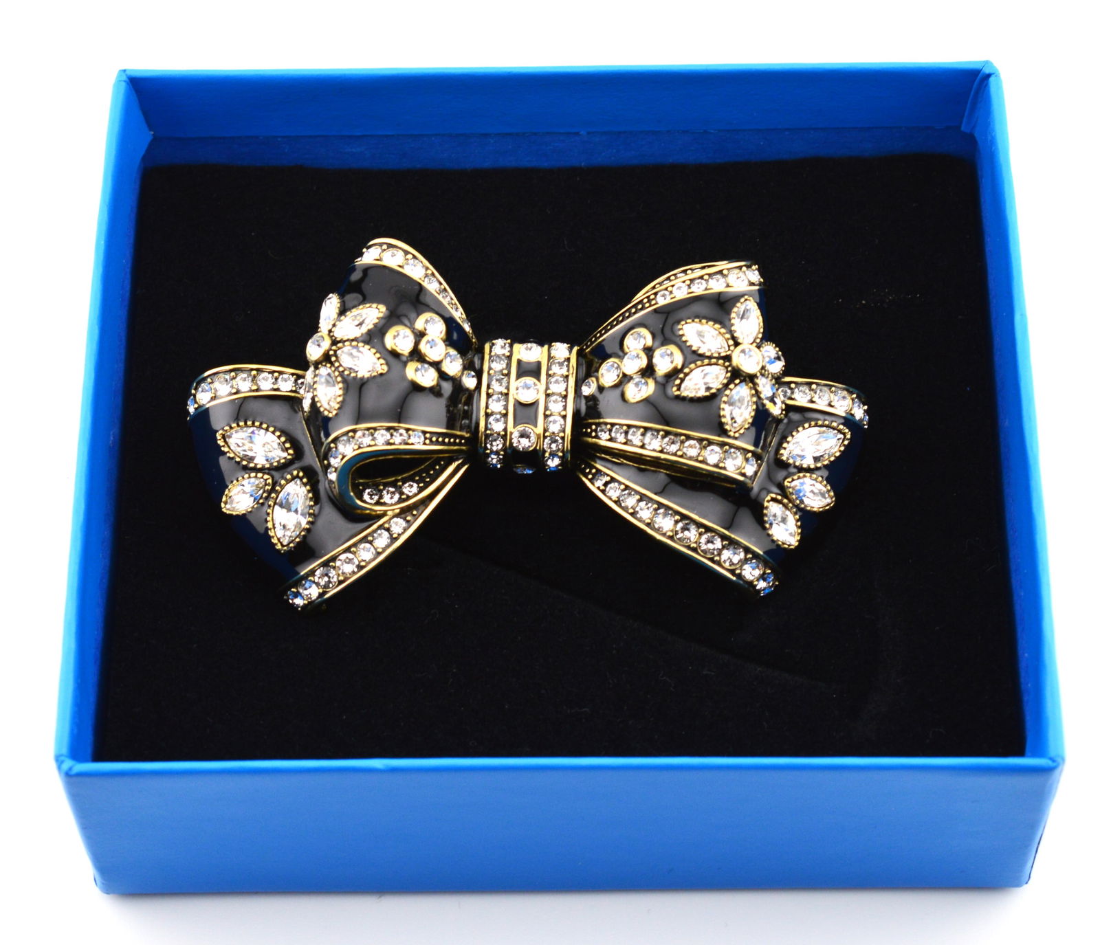 Heidi Daus Belle Beau Brooch (1 of 6)