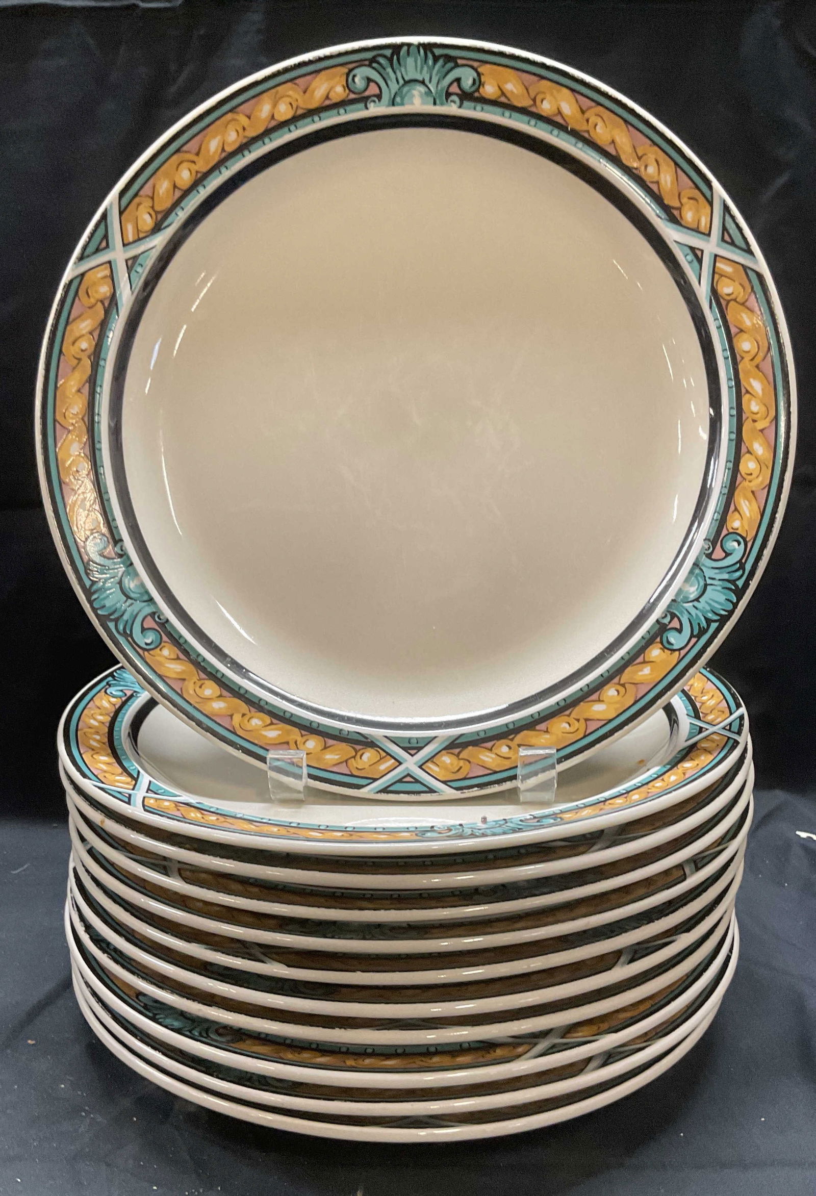 Set 10 Tienshan Roma Stoneware Plates (1 of 6)