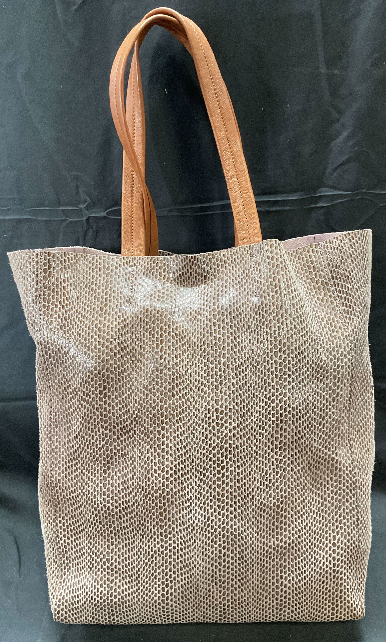 Sorial Lizard Embossed Leather Handbag (1 of 8)