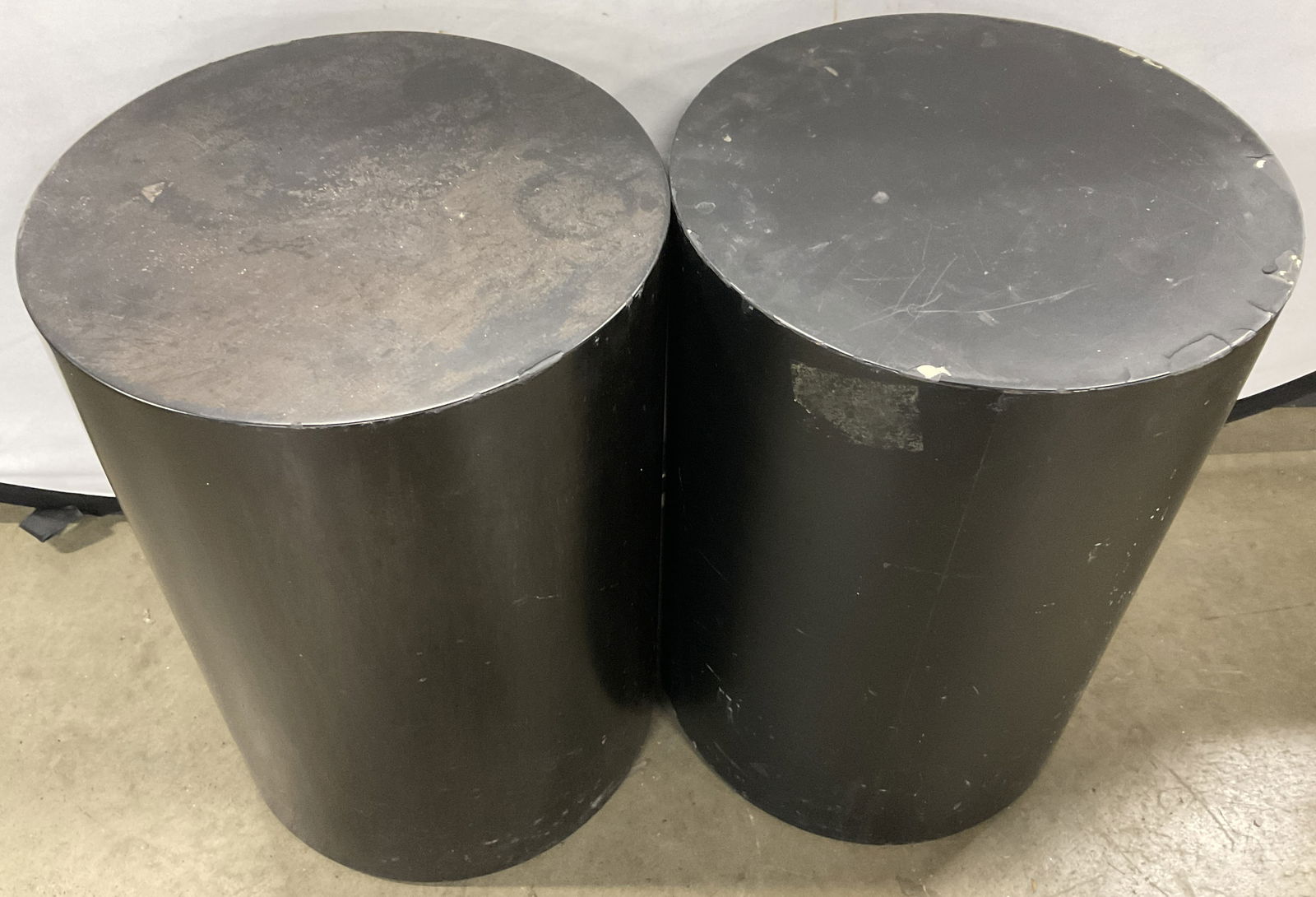 Pr INTREX Cylindrical Black Pedestals Side Tables (1 of 7)