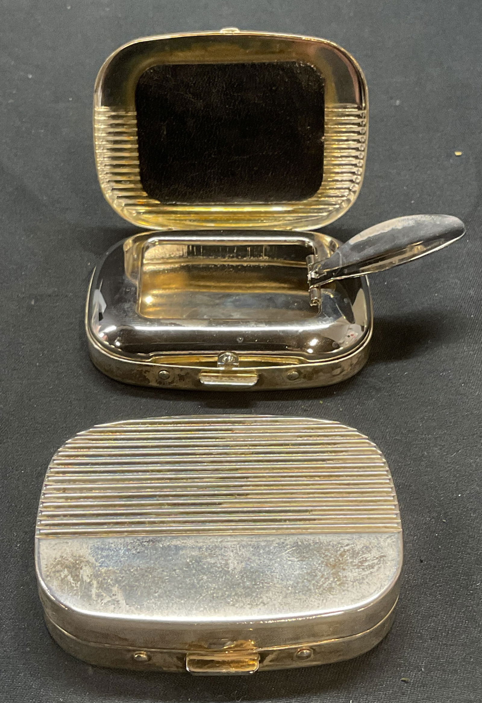 Pair Vintage Silver Plated Portable Ashtrays (1 of 8)