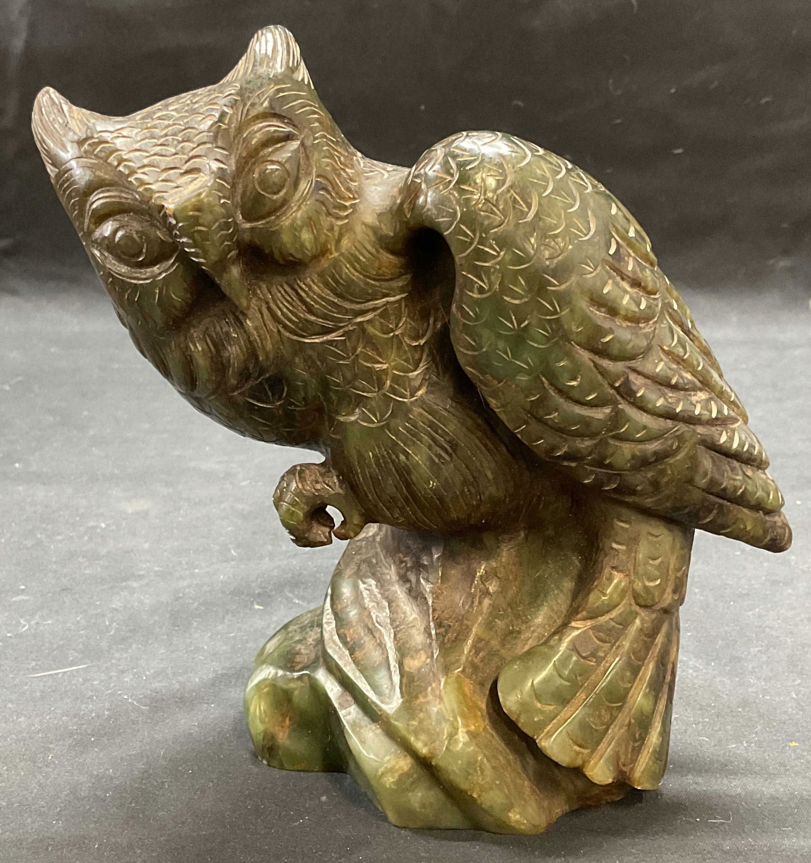 Vintage Carved Jade Owl Figural: Vintage jade owl motif figural. Hand carved. Measures approx. 5.5 x 3.75 x 6.75 inches. Piece has weight. Some surface wear including scratching observed. Owl, owl Figural, jade owl, collectibles, dec