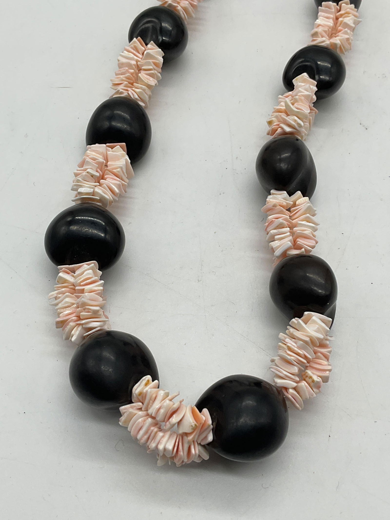 Kukui Nut & Chip Shell Beaded Necklace (1 of 6)