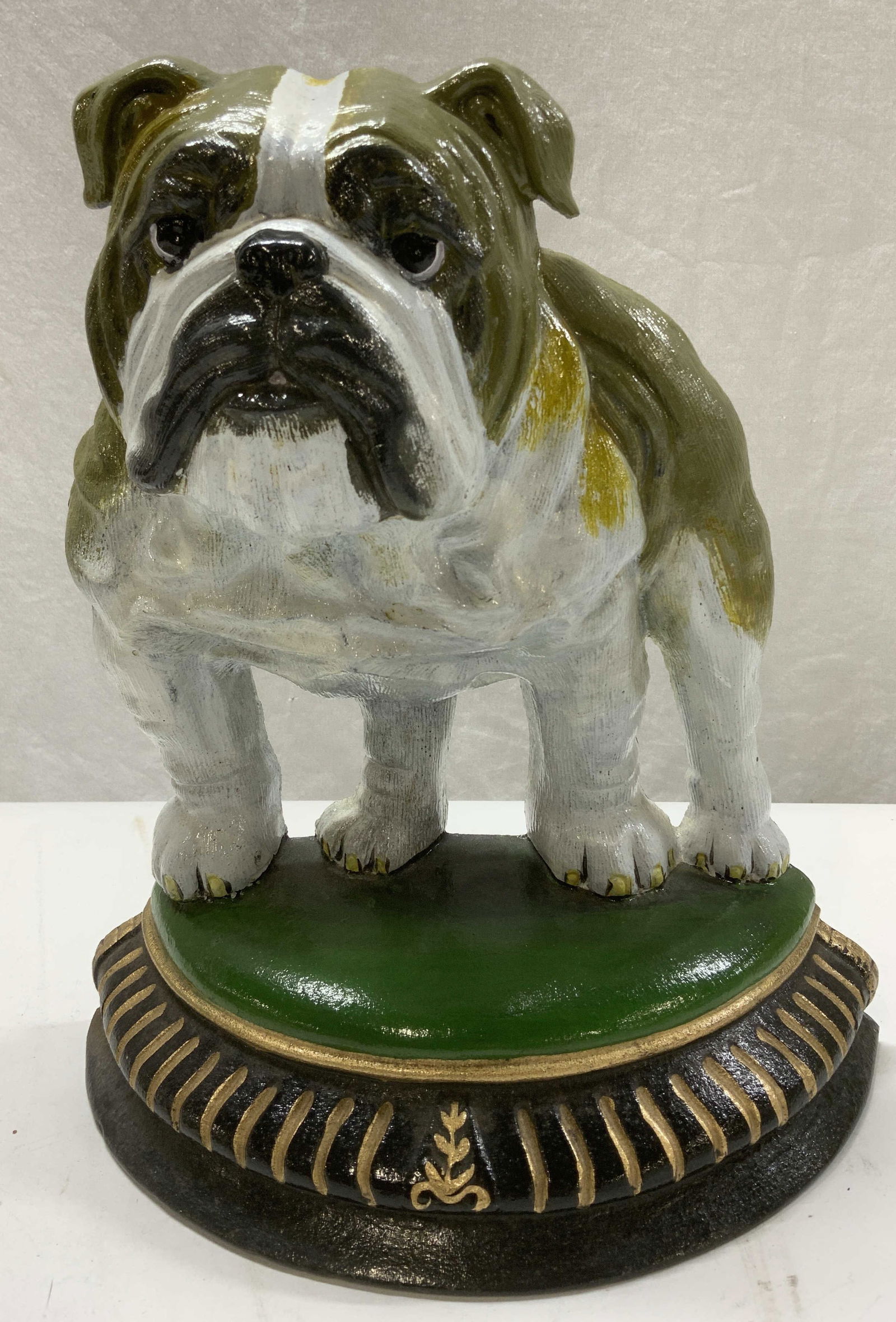 Upper Deck Painted Cast Iron Bulldog Doorstop (1 of 7)