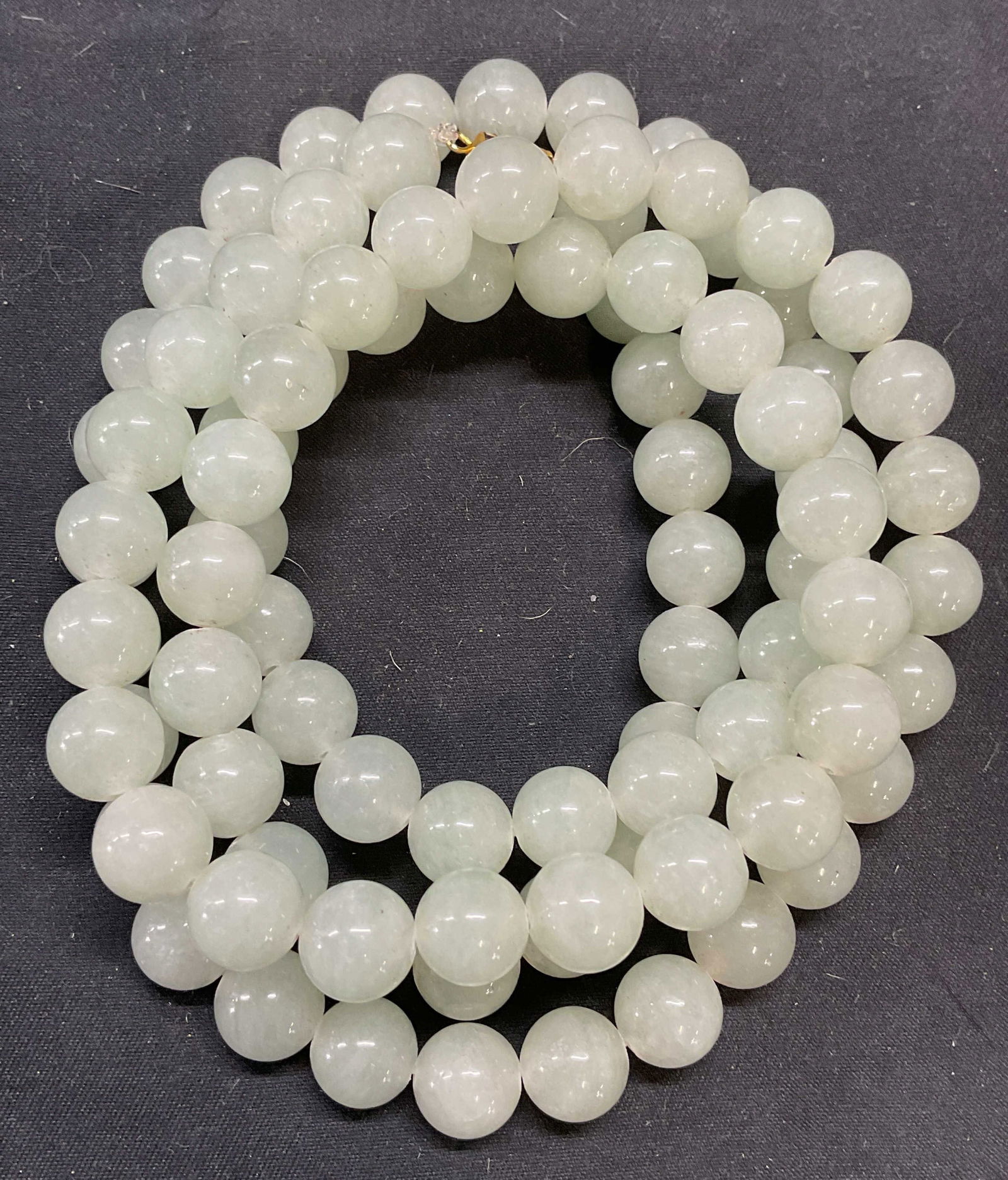 Vintage Jade Beaded Necklace (1 of 7)