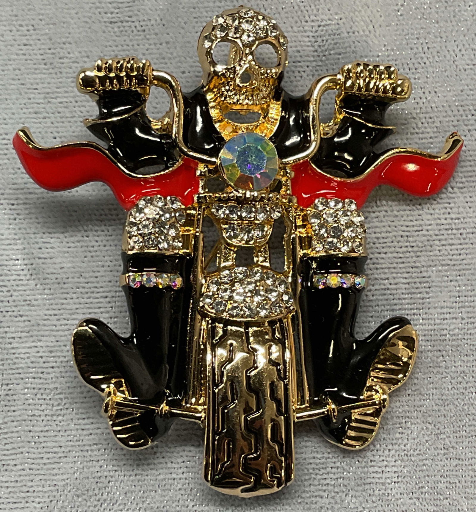 Gold Tn Crystal Skull Motorcycle Brooch Pendant (1 of 6)