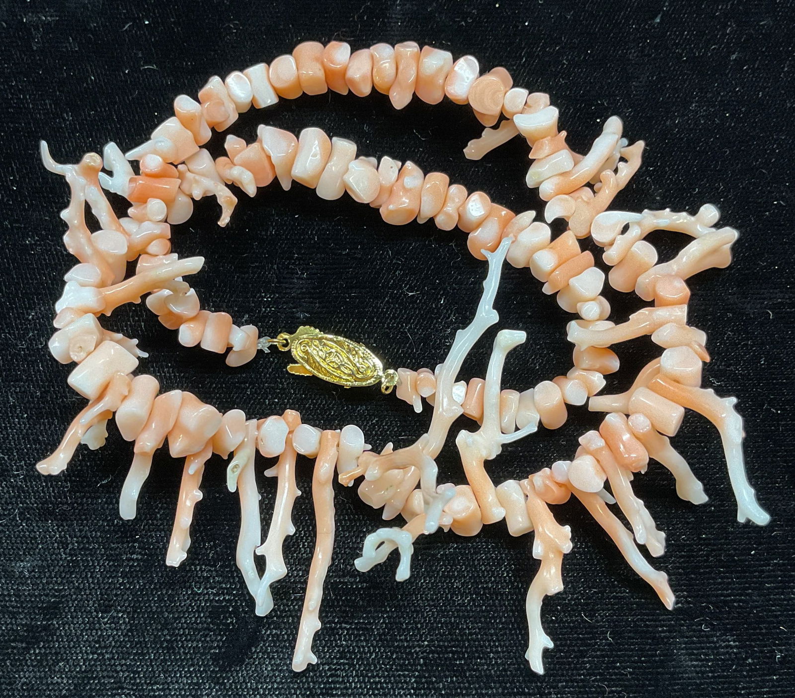 Vintage Pink Branch Coral Choker Necklace: Vintage pink toned branch and chipped coral beaded choker necklace. Drop length approx. 7 inches. Some surface wear including scratching observed. Jewelry, estate jewelry, fine jewelry, cocktail jewel