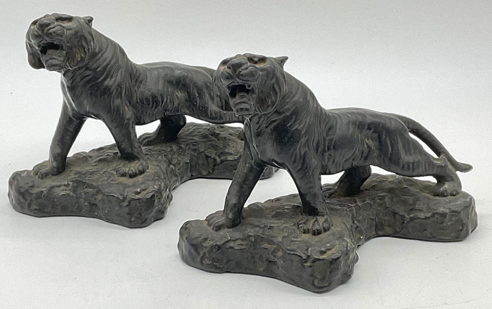 Pair 1920s Armor Bronze Co Tiger Bookends (1 of 7)