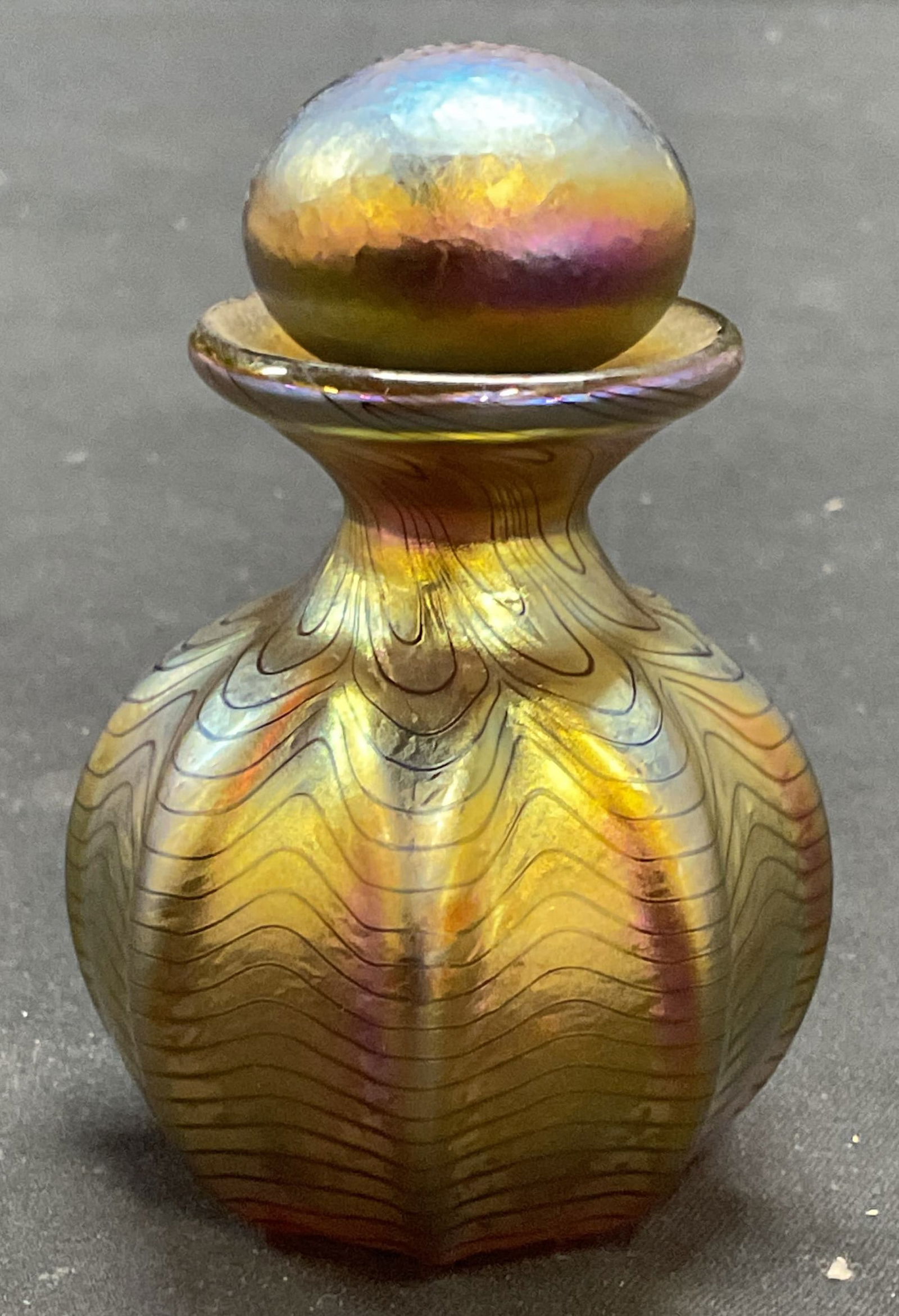 Vintage Signed Carnival Glass Perfume Bottle 1997 (1 of 6)