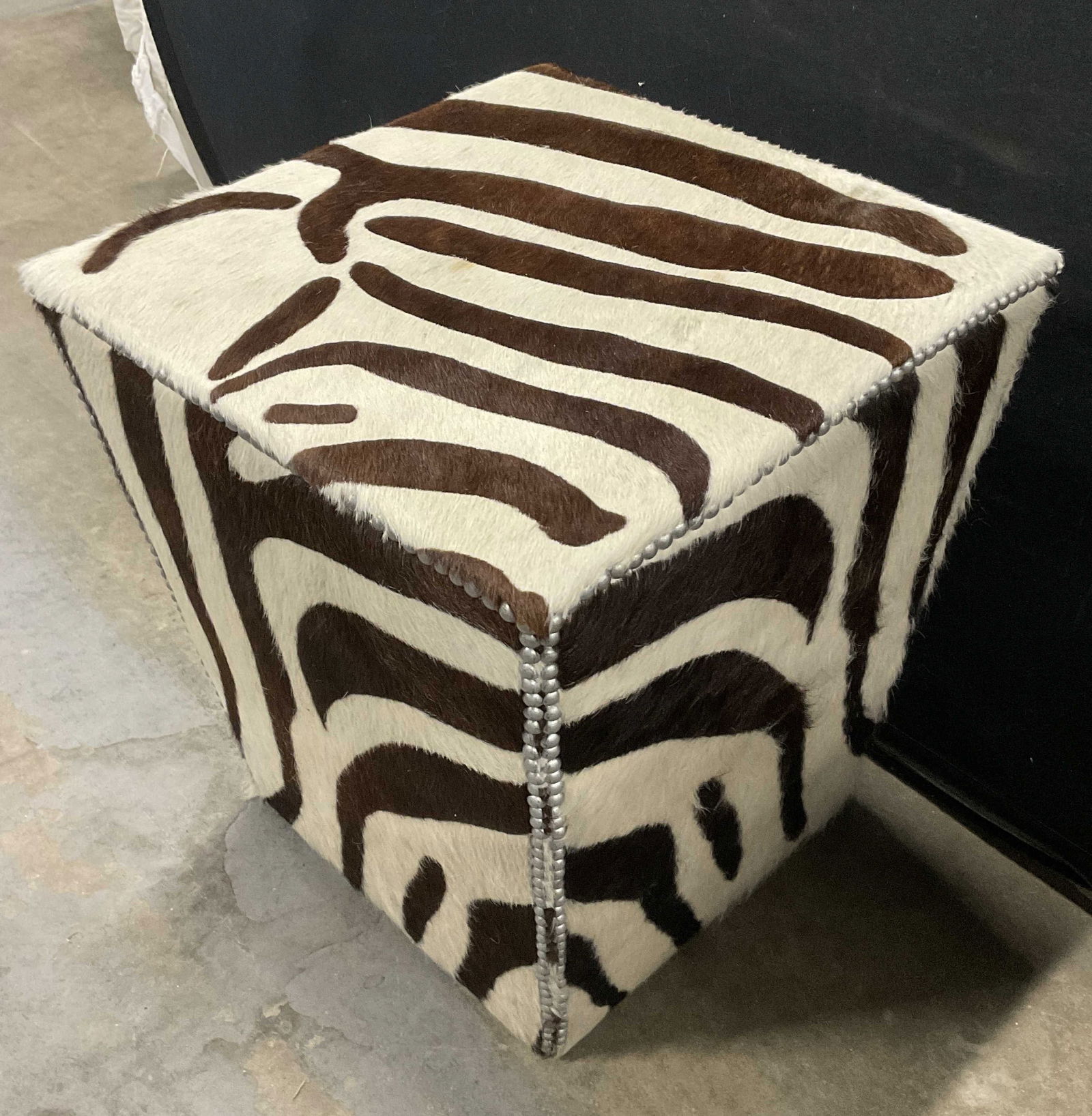 OLD HICKORY TANNERY Zebra Pattern Hide Ottoman (1 of 11)