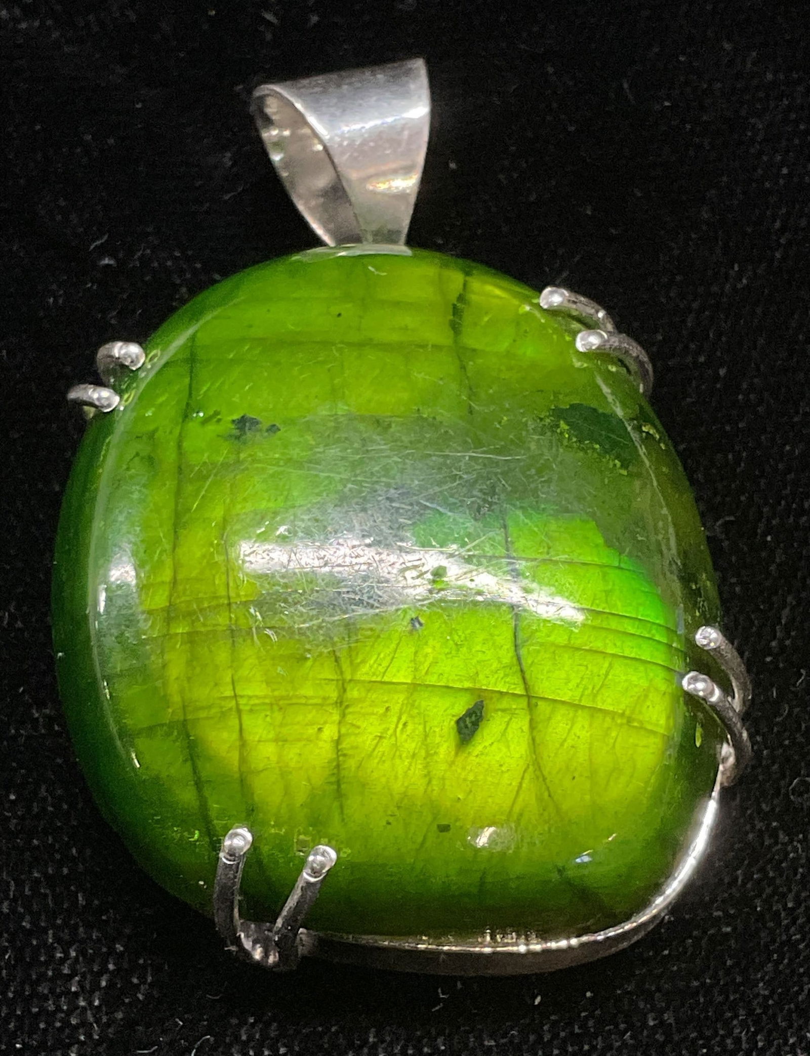 Sterling Silver Green Labradorite Pendant (1 of 6)