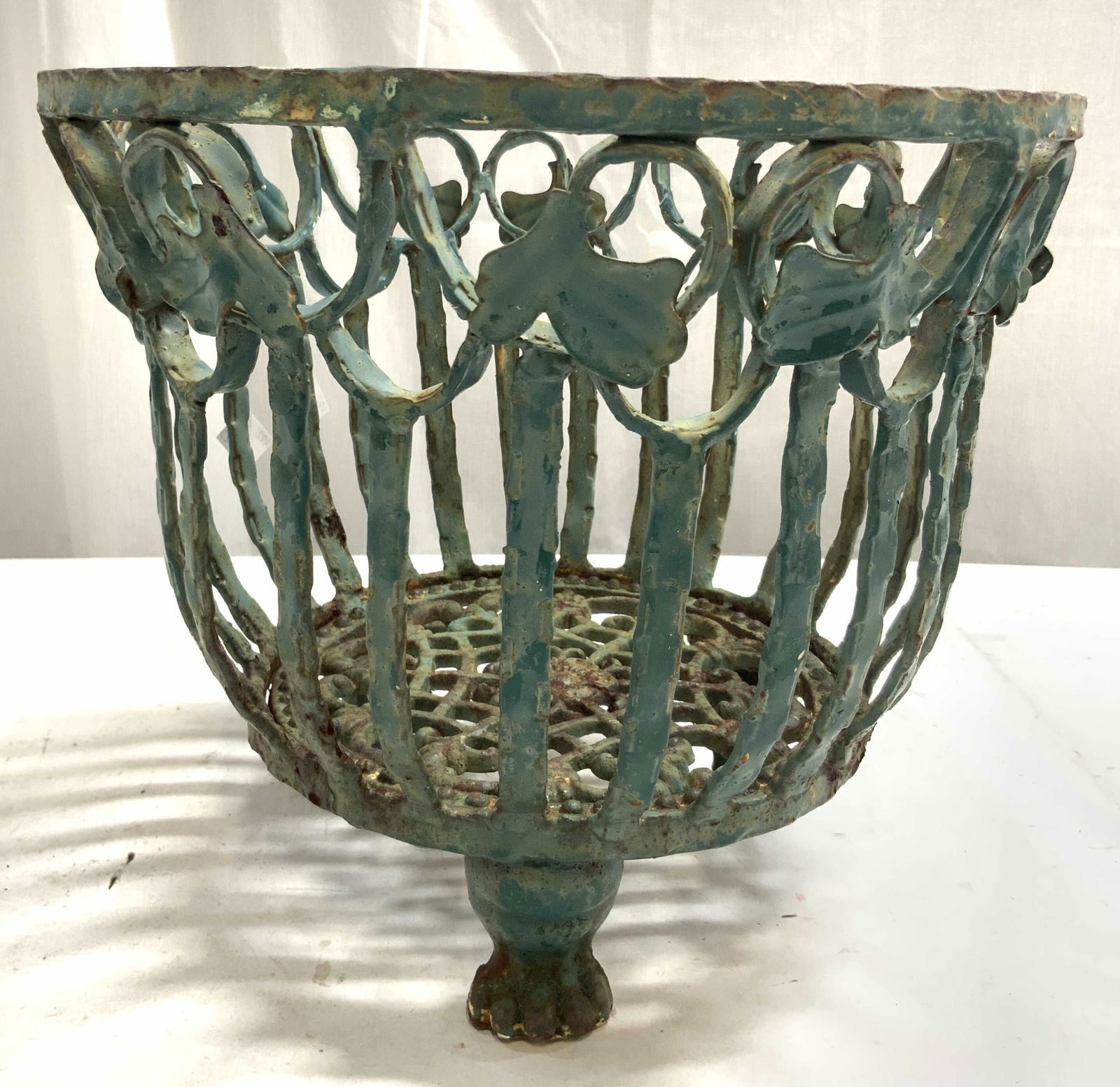 Antique Footed Iron Planter Holder (1 of 8)