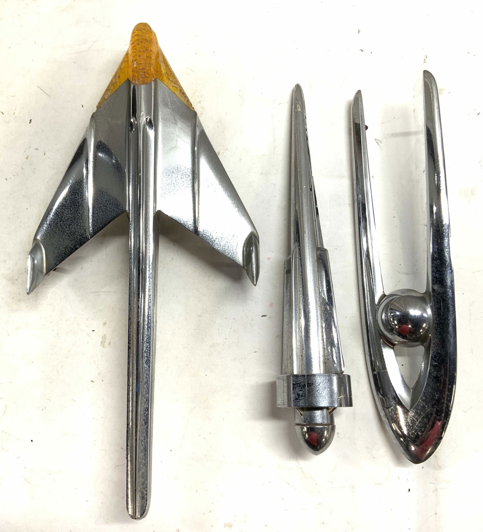 Lot 3 Vntg Assorted Metal Bar Tap Handles (1 of 8)