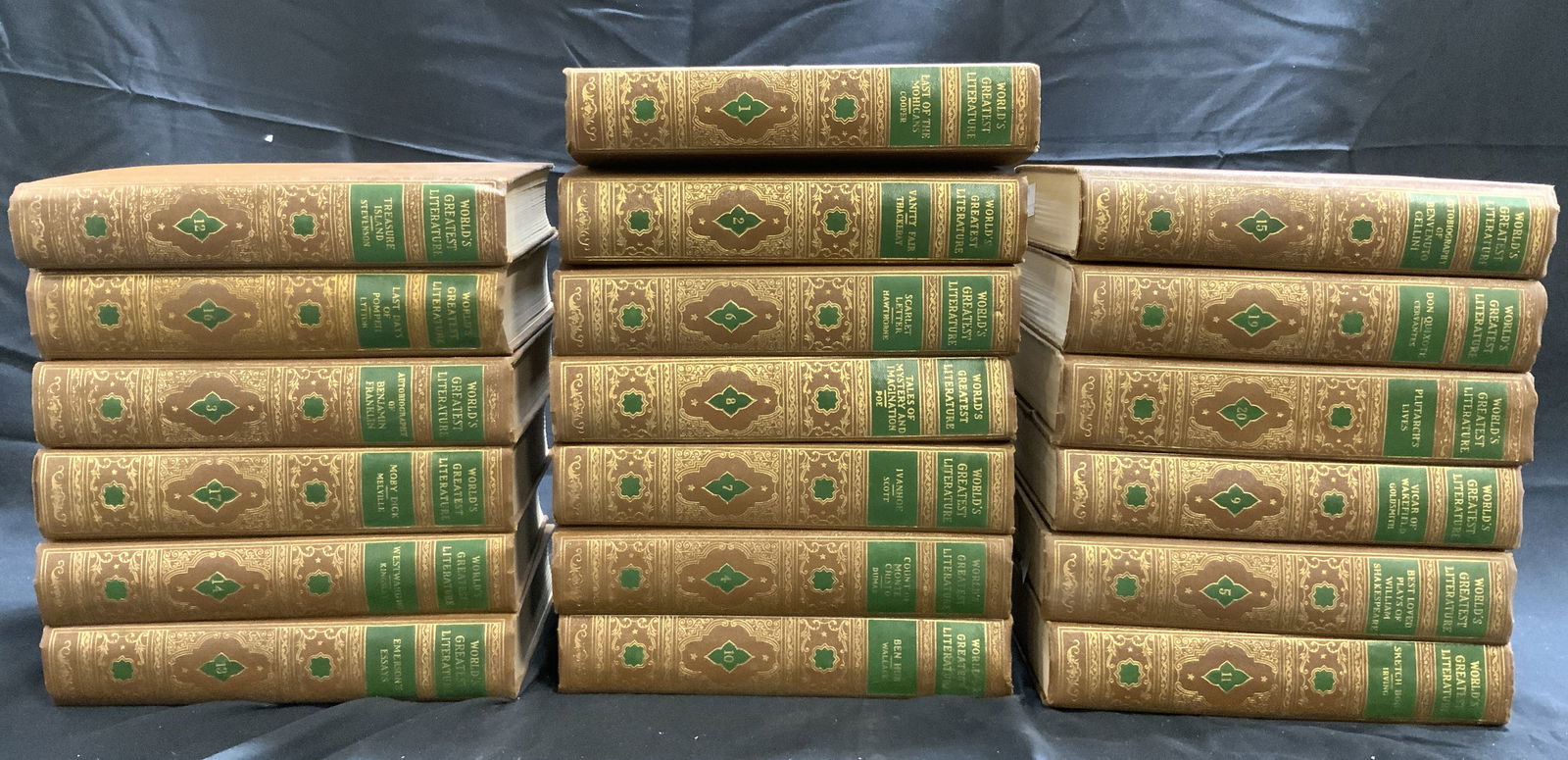 Set 19 WORLDS GREATEST LITERATURE Vtg Books (1 of 9)