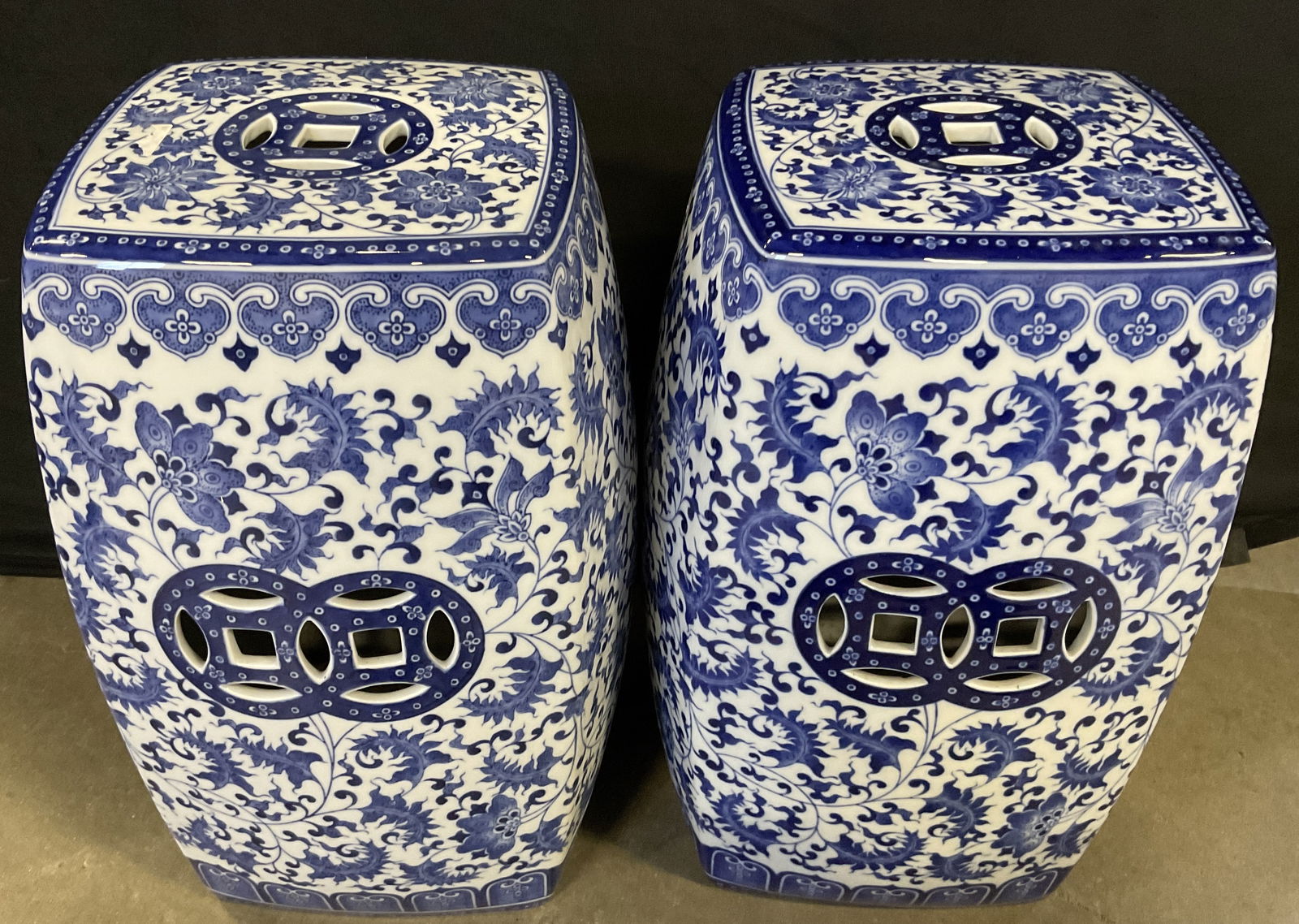 2 BOMBAY Blue & White Asian Ceramic Garden Stools (1 of 11)