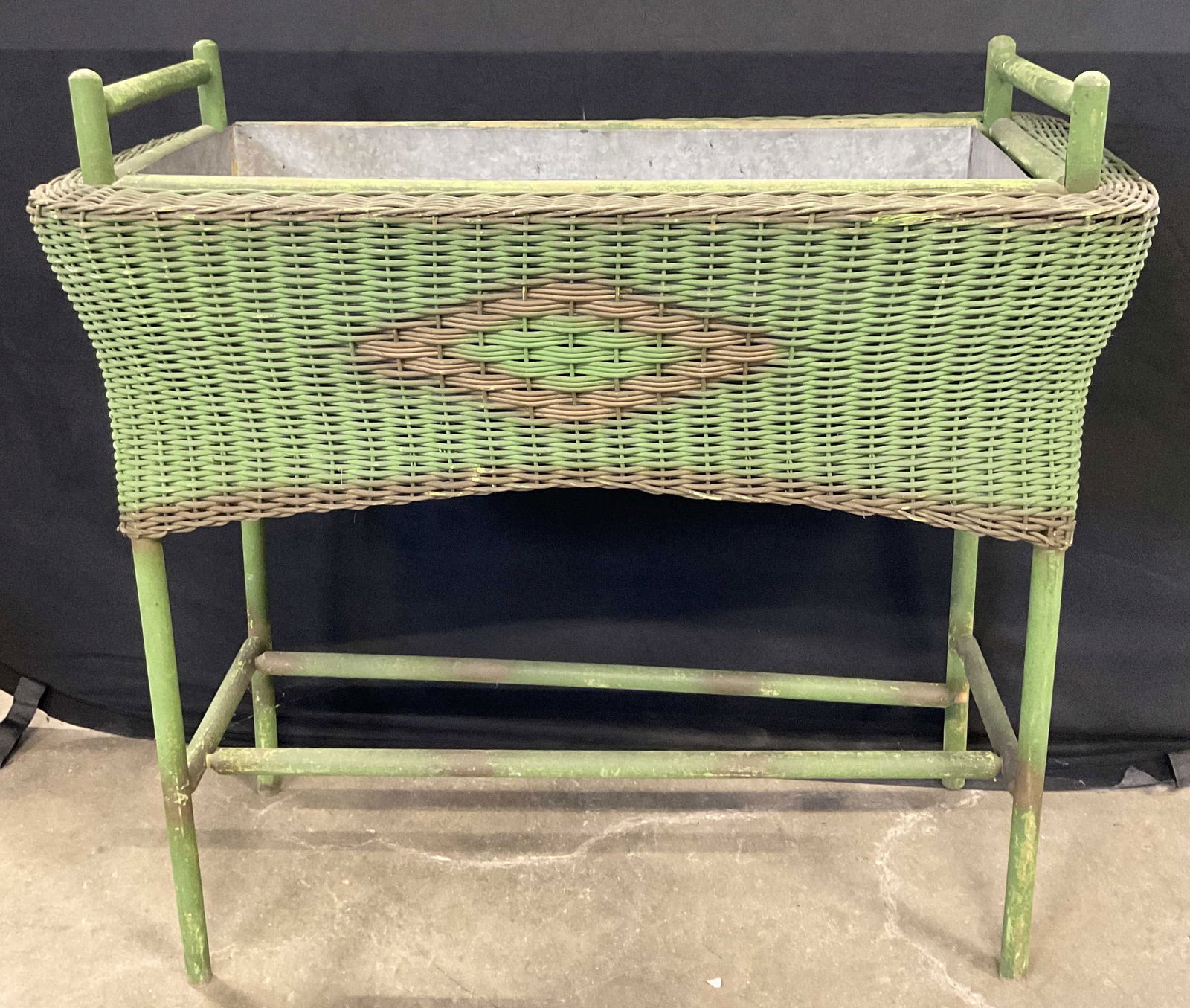 Vintage Green Wicker Rectangular Planter W/ Insert (1 of 8)