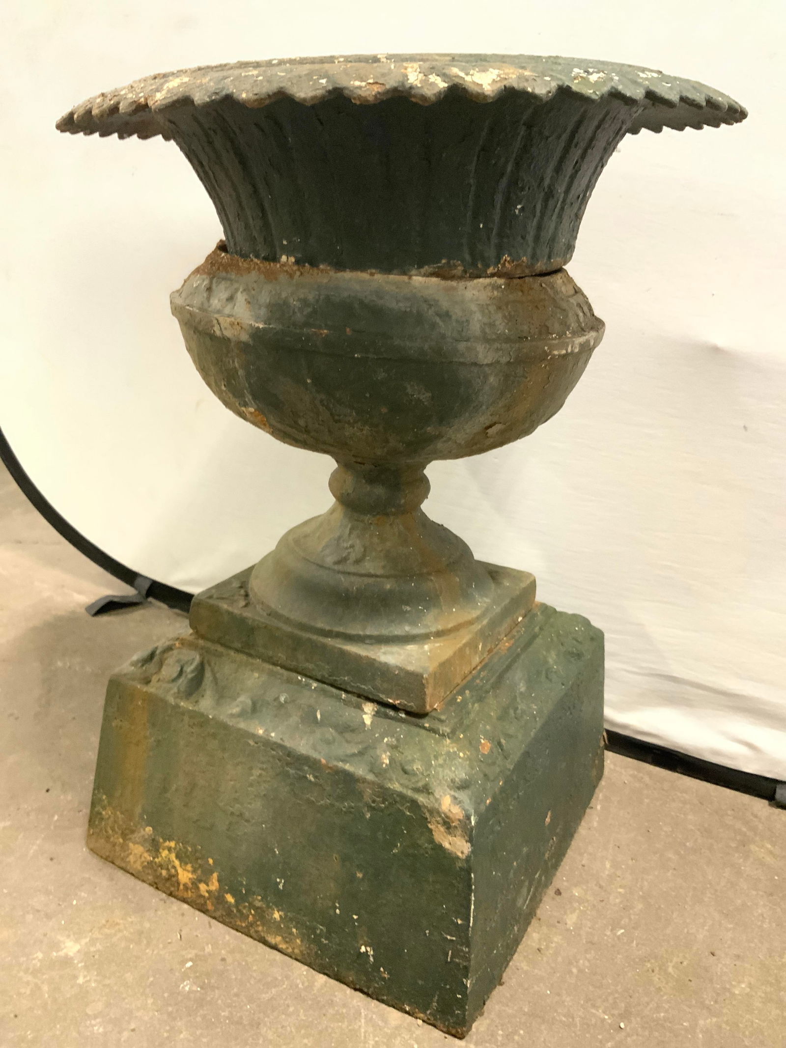 Antique 3 Piece Outdoor Urn Planter (1 of 8)