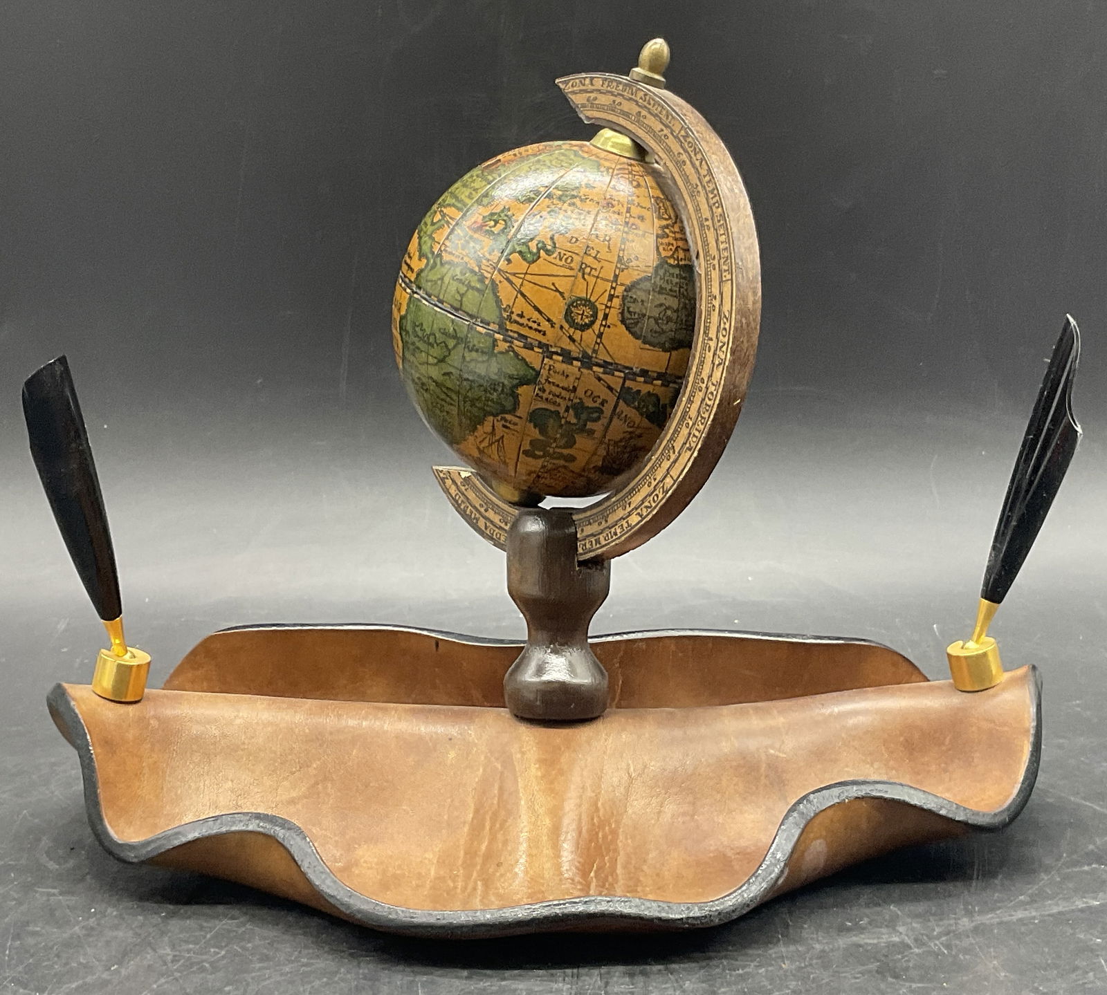 Leather & Wood Globe Motif Pen Holder (1 of 10)
