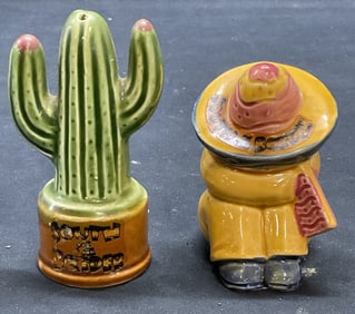 2 Vtg Mexican Motif Ceramic Salt & Pepper Shakers