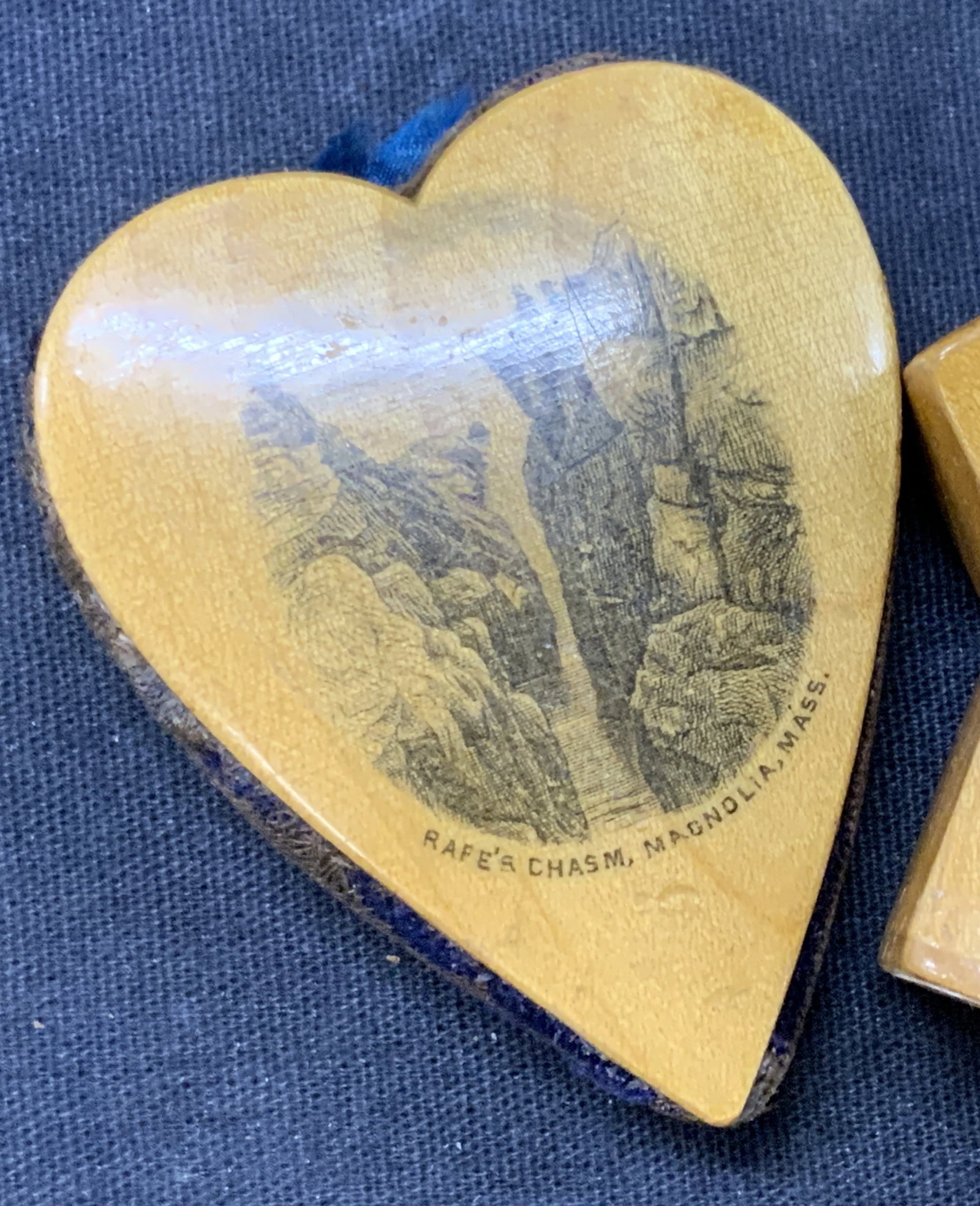 Vtg Wooden Waterfall Souvenir Pin Cushion: Heart shaped pin Cushion. Evident wear. Rafes Chasm, Magnolia, Mass. 2 1/4 in by 2 in. NJ