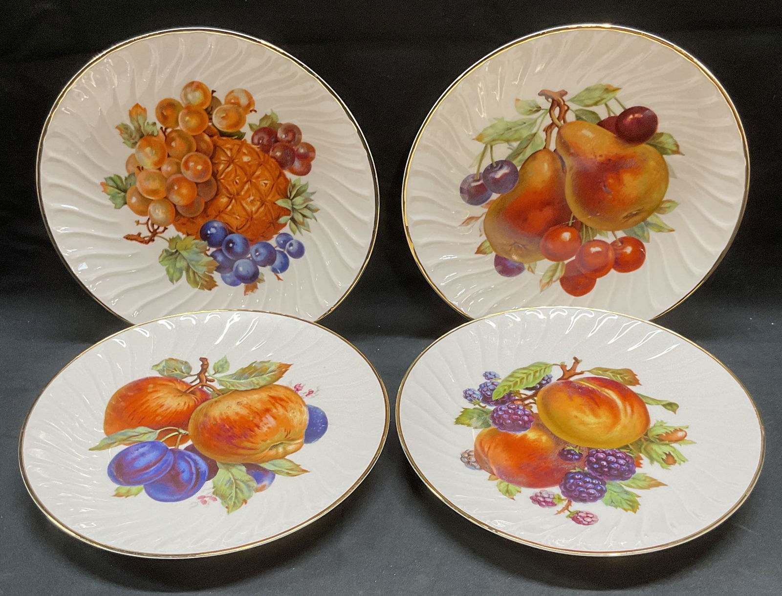 Set 4 Old Nuremberg Porcelain Fruit Plates, GR (1 of 6)