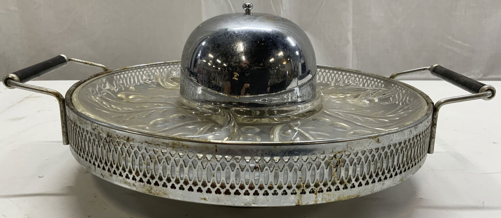 Metal & Glass Chip & Dip Tray W Handles & Lid (1 of 9)
