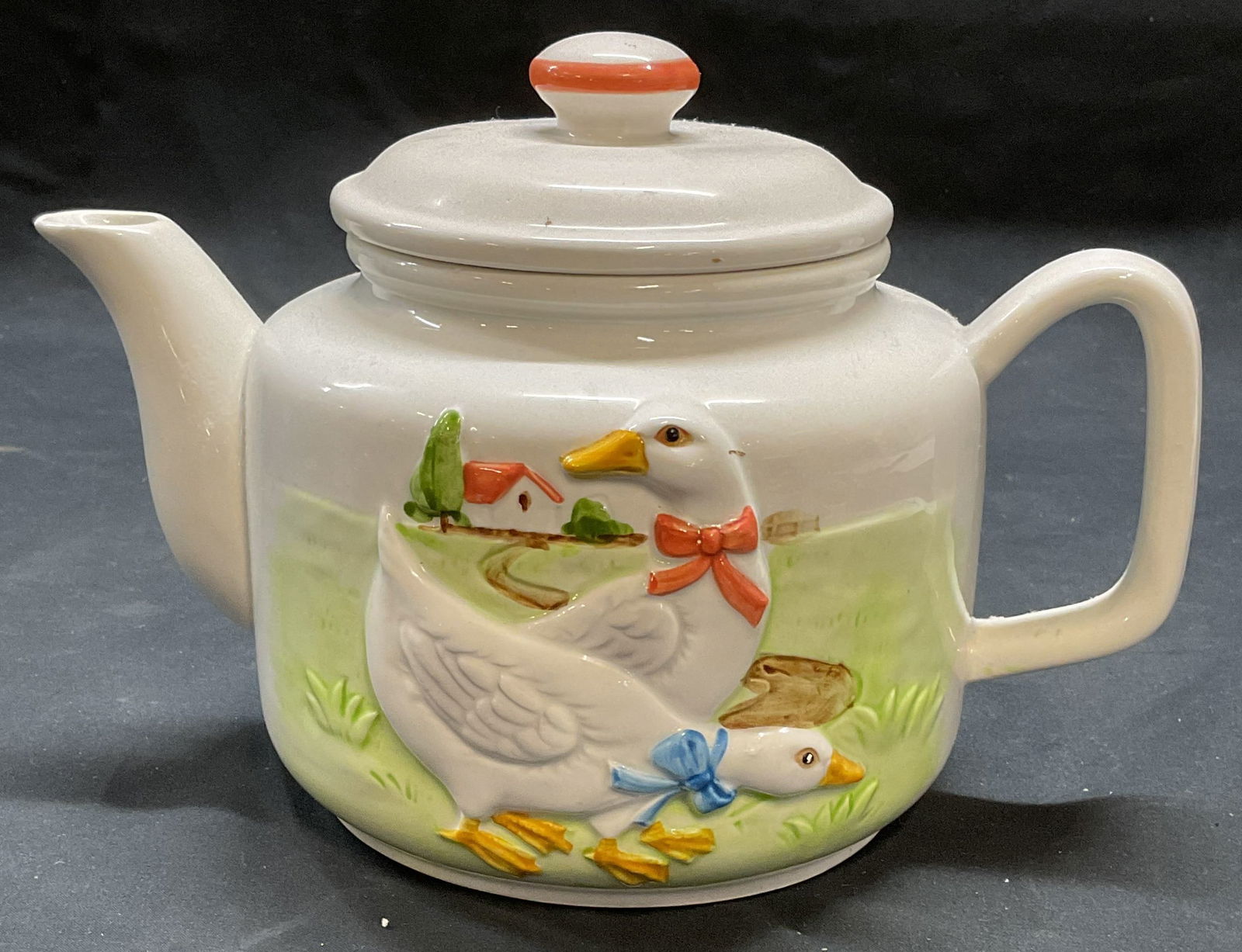 OTAGIRI Porcelain Duck Teapot, Japan (1 of 7)