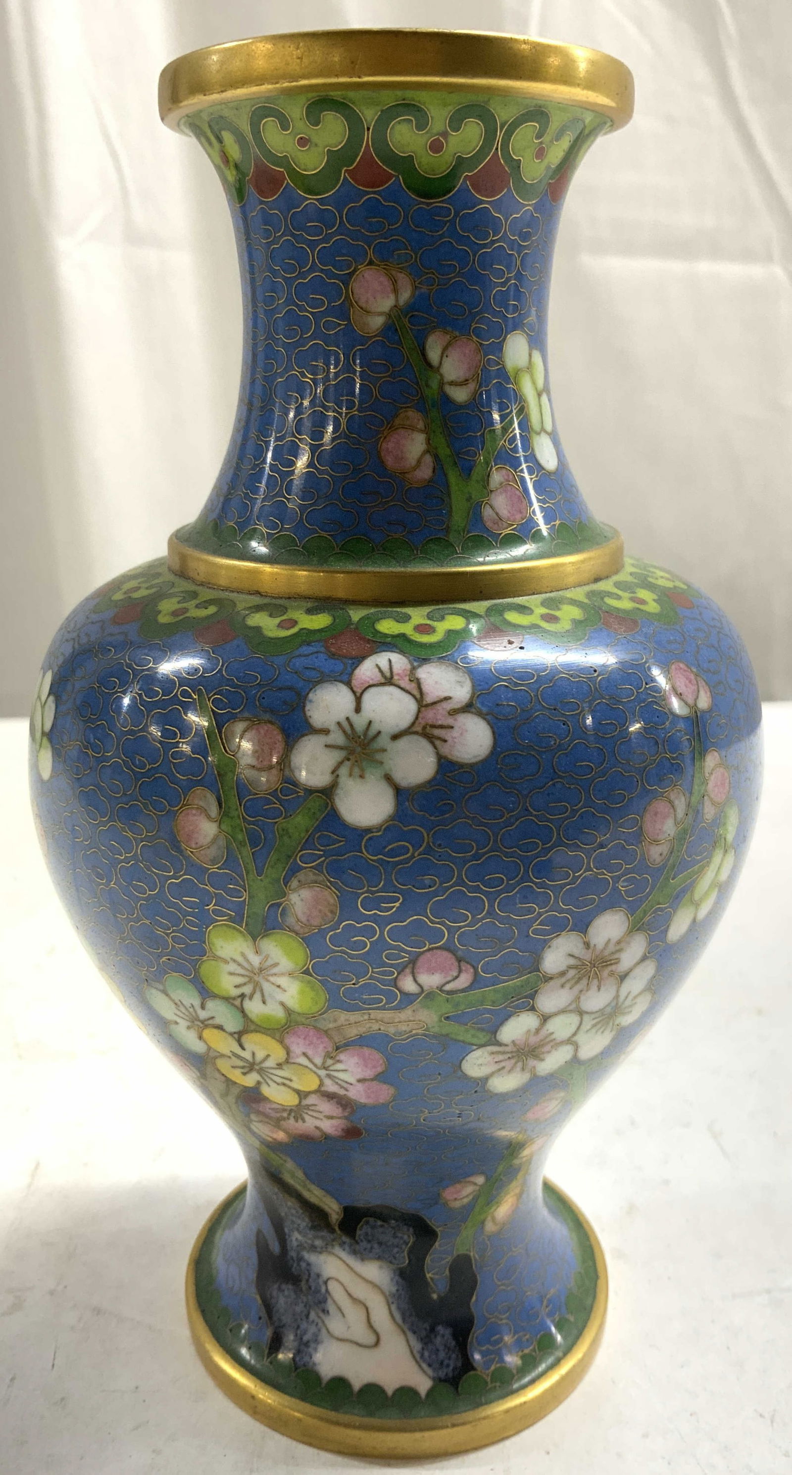 Vntg Asian Cloisonne Enamel Vase Vessel (1 of 8)