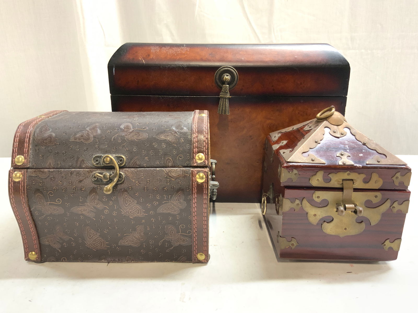 Lot 3 Assorted Keepsake Boxes W Lids (1 of 10)