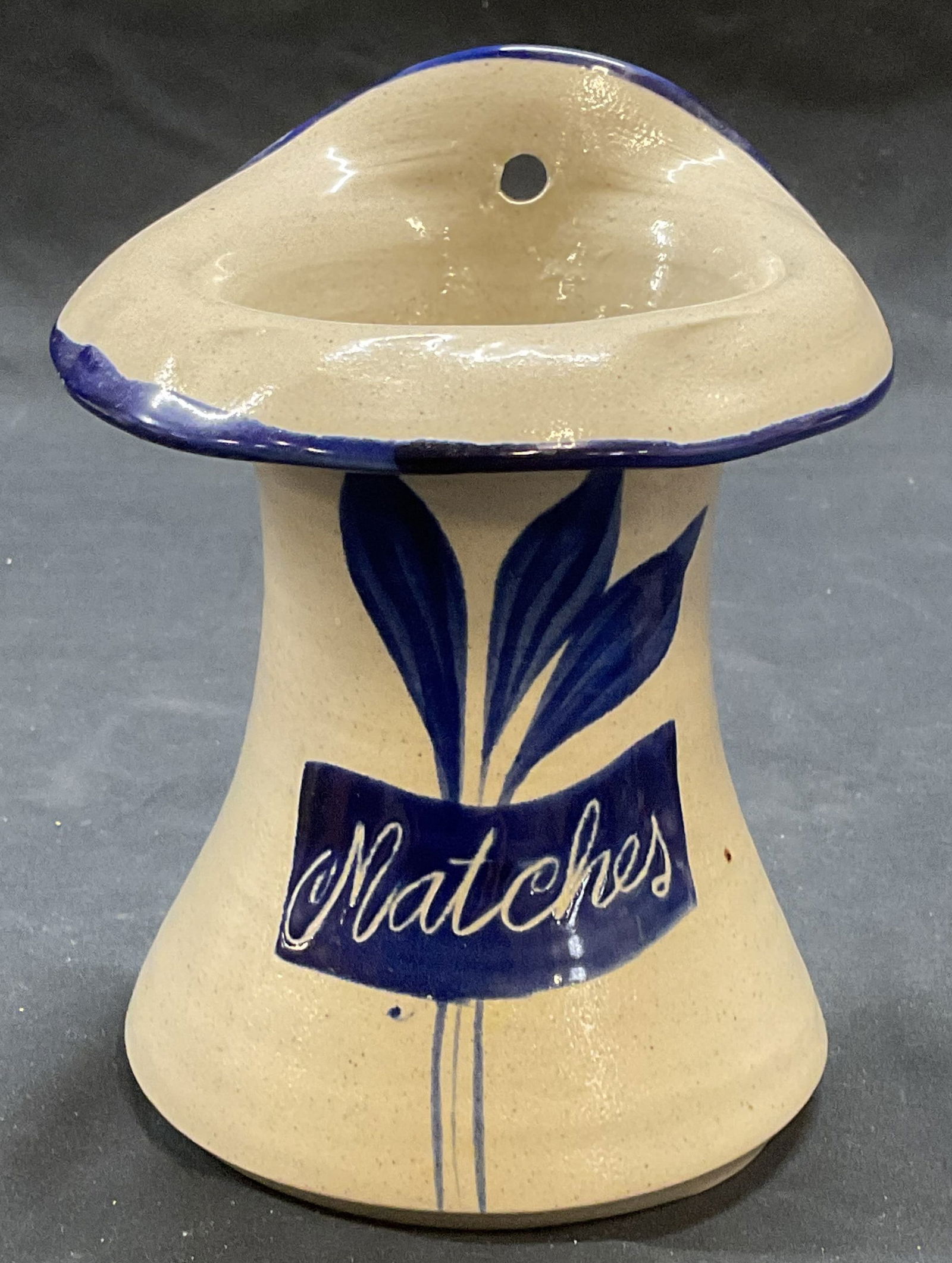 Vtg Williamsburg Pottery Stoneware Match Jar: Vintage Williamsburg Pottery stoneware match jar. Hand painted. Measures approx. 4 x 5.5 inches. Signed on reverse. Piece has weight. Some wear consistent with exposure. Williamsburg pottery, Williams