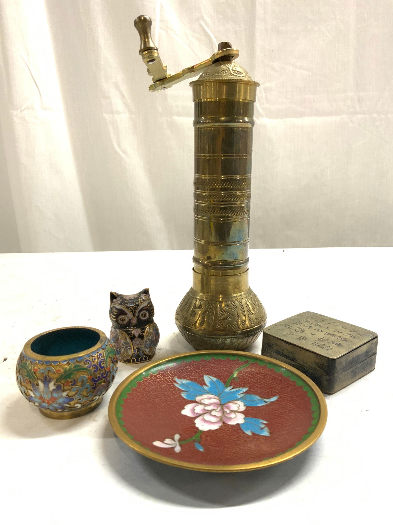 Lot 5 Vntg Turkish Coffee Grinder & More (1 of 6)