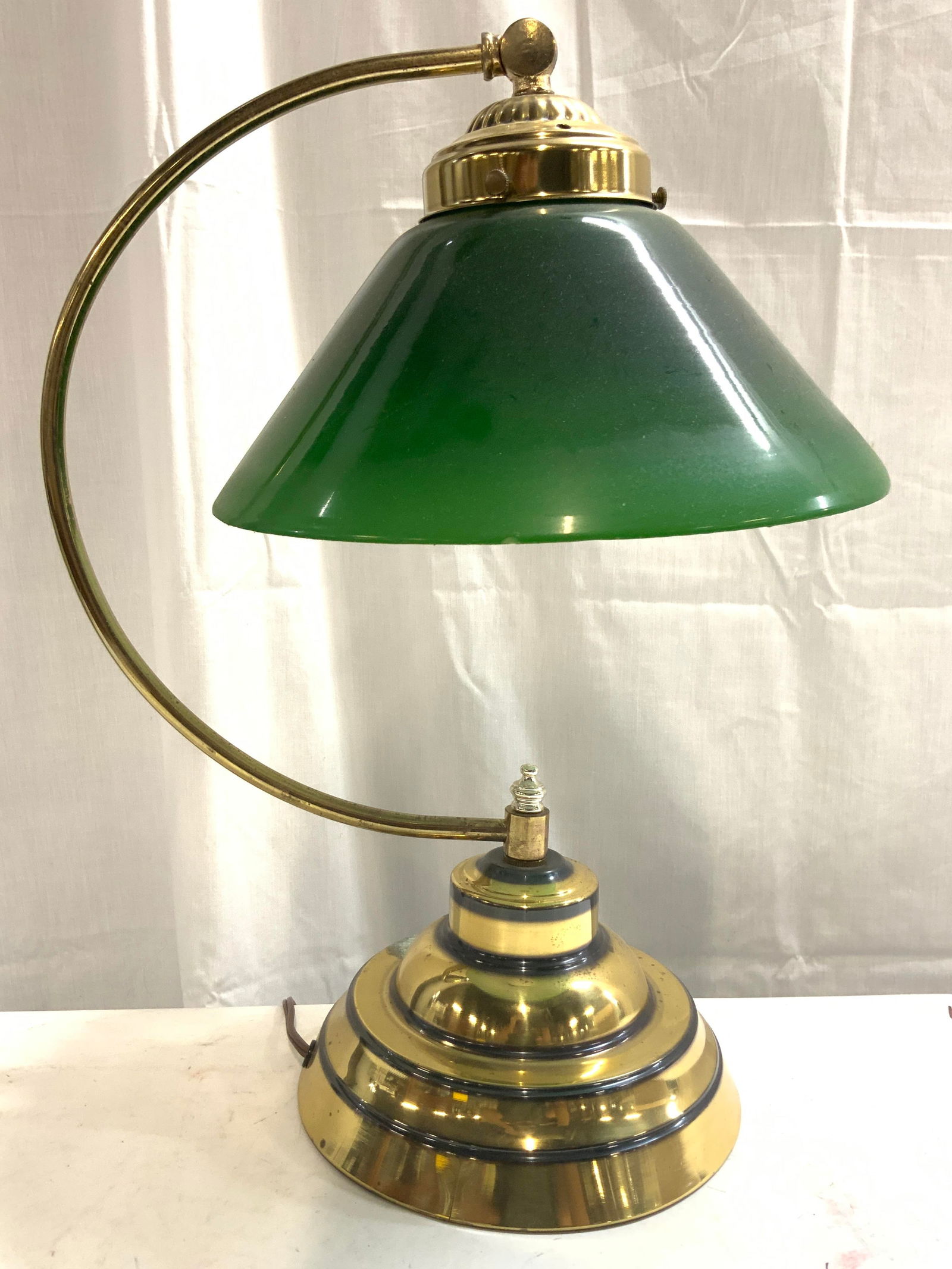Vintage Curved Arm Brass & Glass Bankers Lamp (1 of 8)
