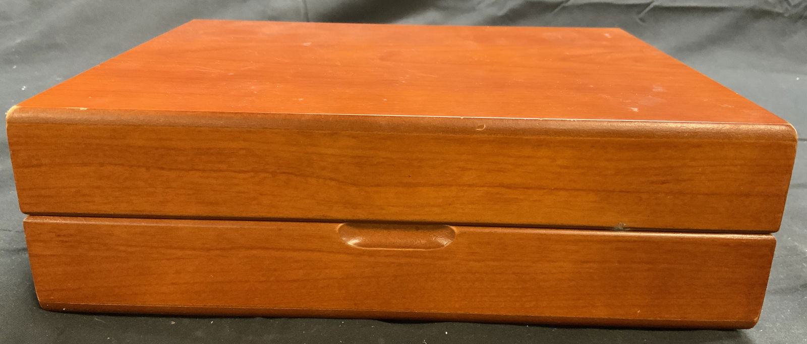 Wooden Keepsake Box W Hinged Lid (1 of 6)