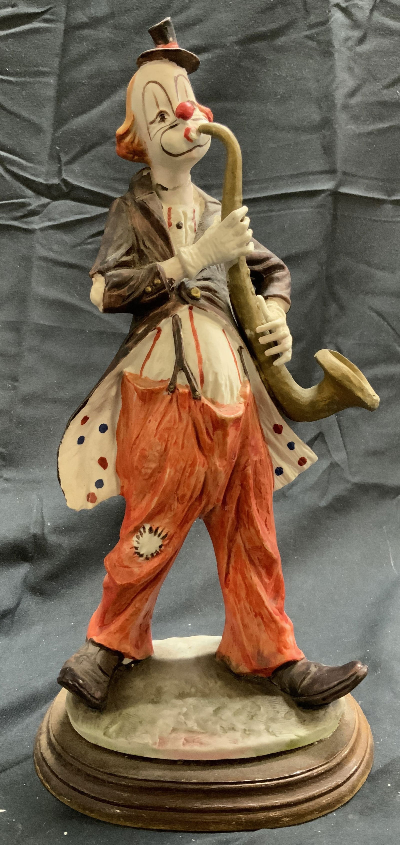 PUCCI ARNART Vtg Ceramic Hobo Clown W Saxophone (1 of 9)