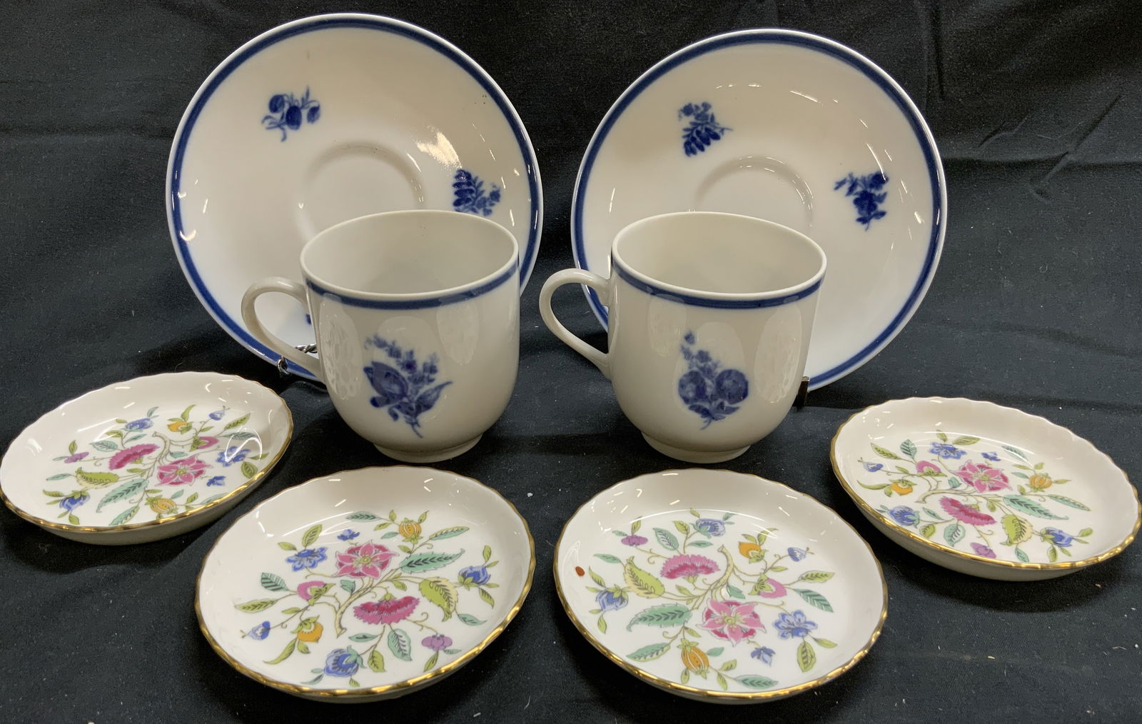 Lot 8 Vtg Porc Tabletop MINTON & More (1 of 7)